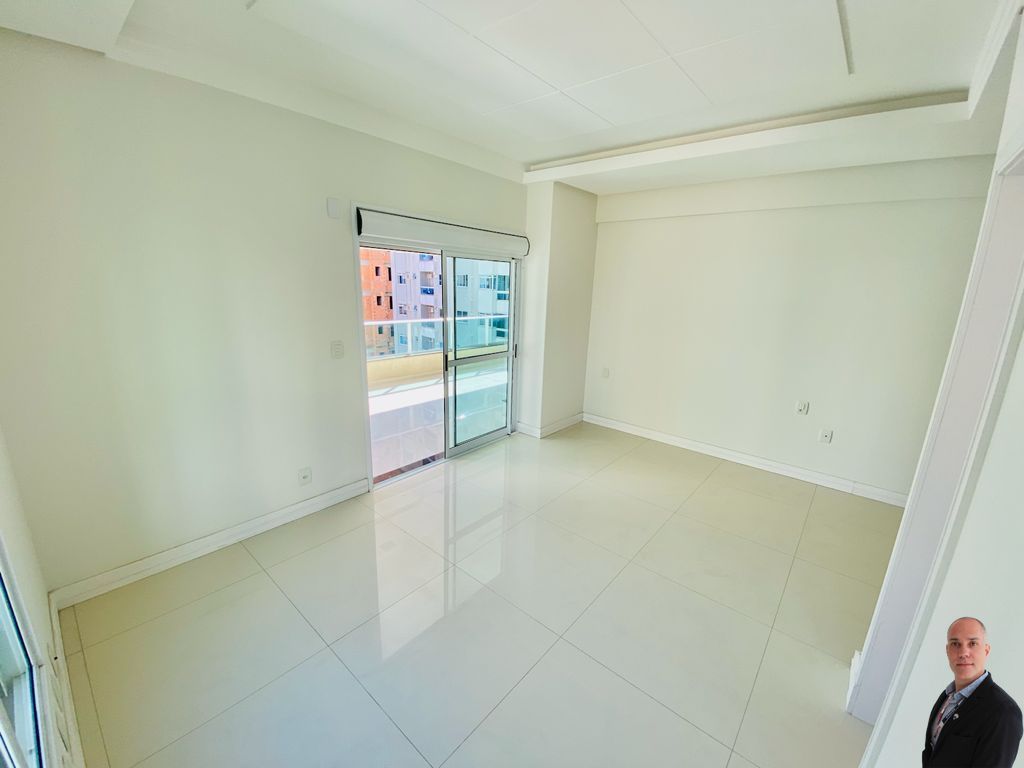 Apartamento à venda com 5 quartos, 300m² - Foto 18