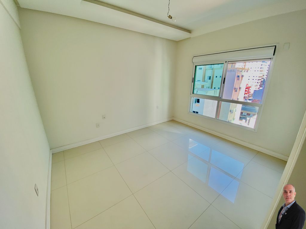 Apartamento à venda com 5 quartos, 300m² - Foto 14