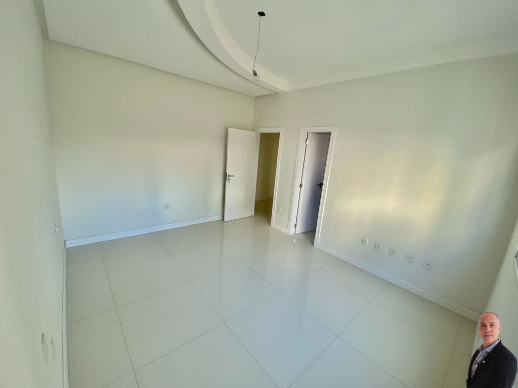 Apartamento à venda com 5 quartos, 300m² - Foto 17