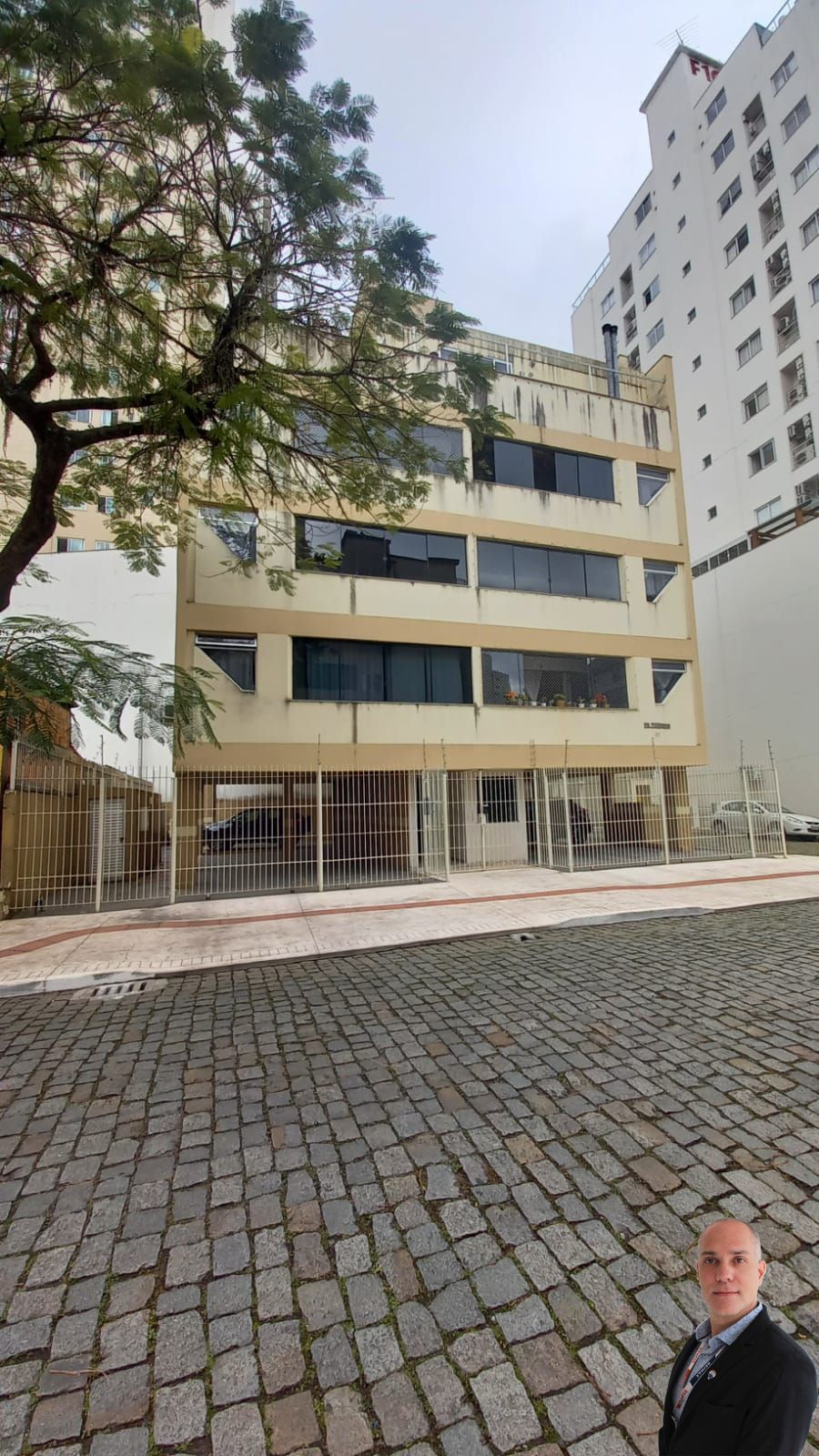 Apartamento para alugar com 2 quartos, 60m² - Foto 17