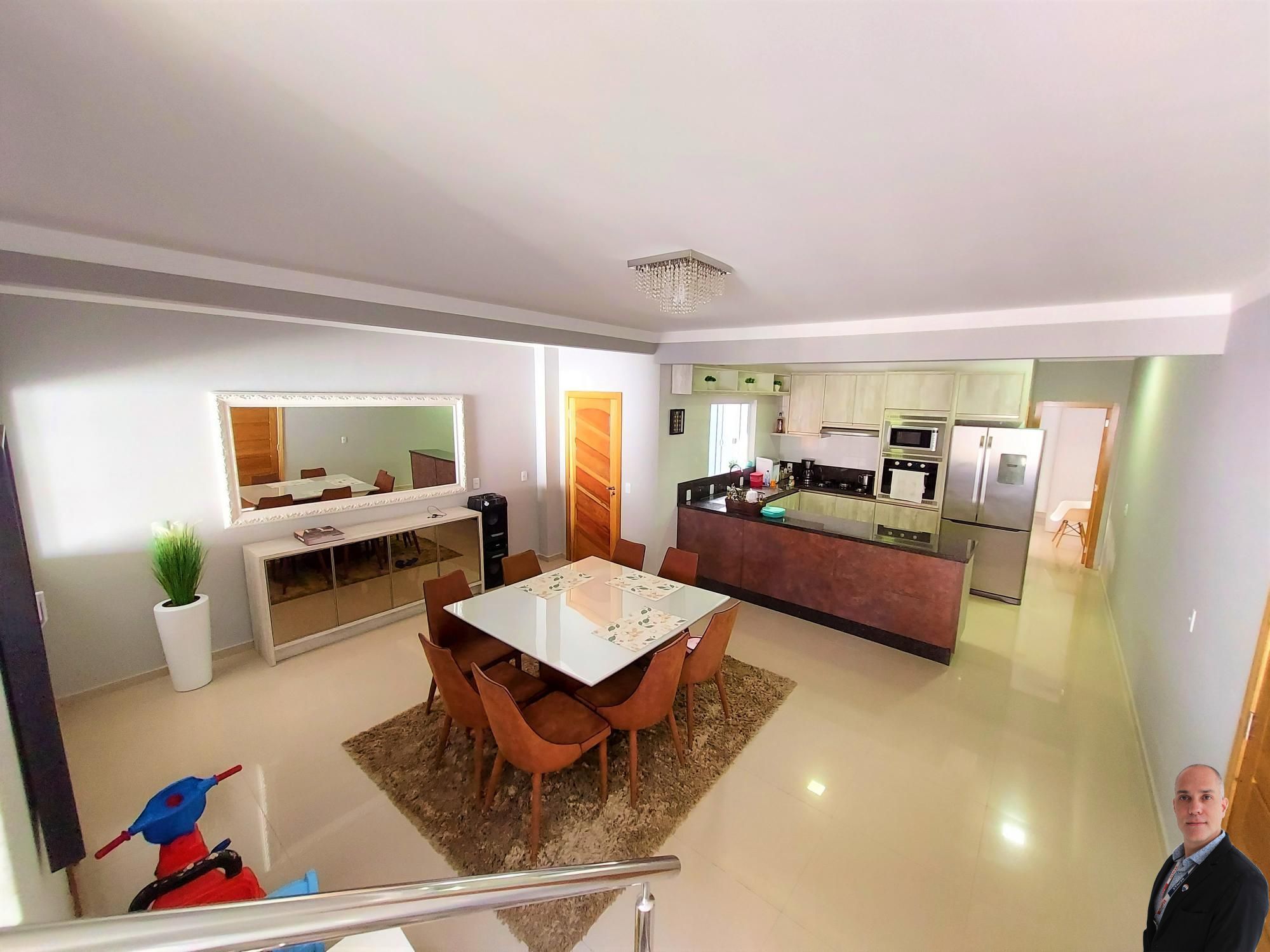 Sobrado, 3 quartos, 235 m² - Foto 2
