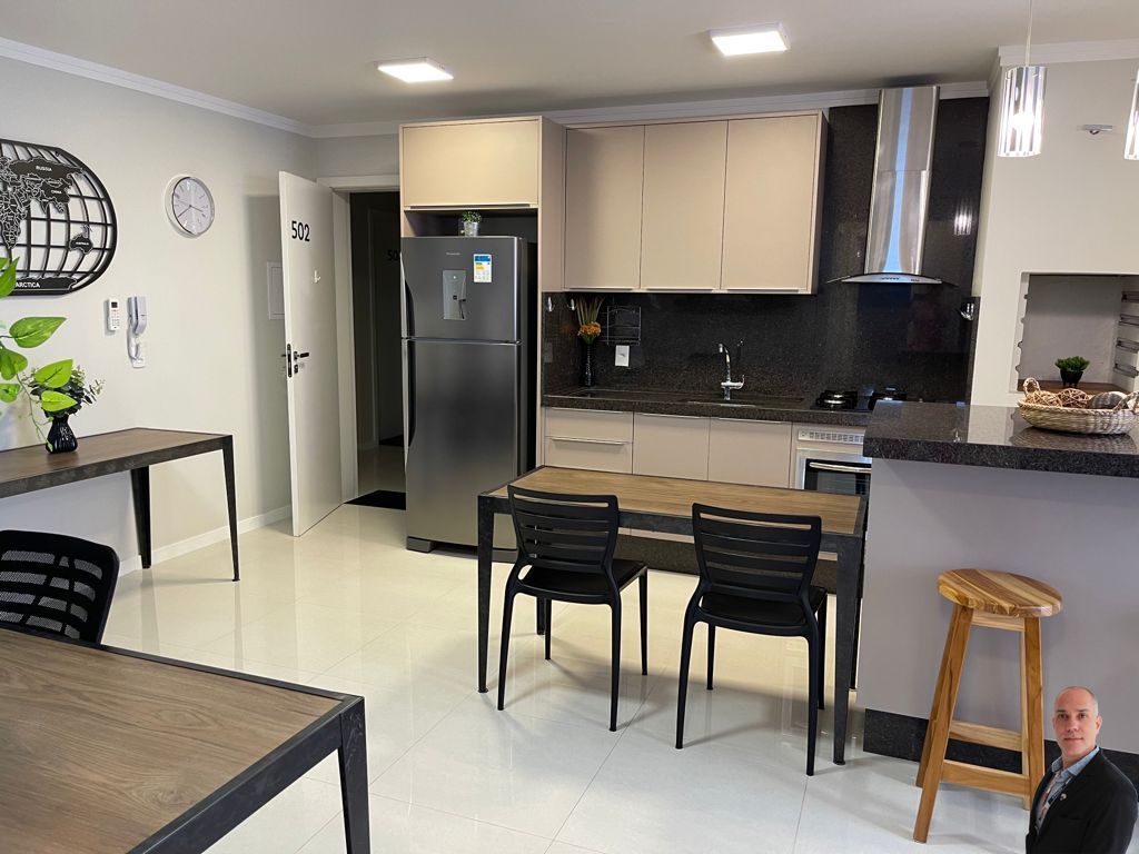 Apartamento à venda com 2 quartos, 66m² - Foto 11