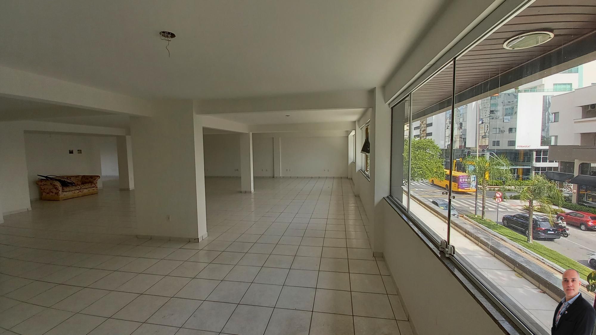 Conjunto Comercial-Sala para alugar com 1 quarto, 155m² - Foto 6