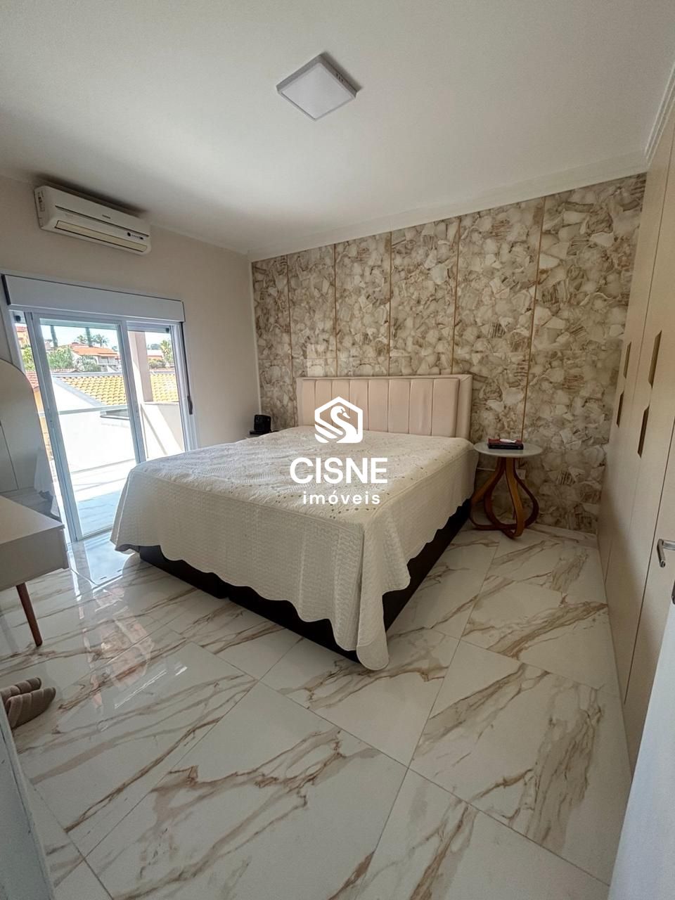 Casa, 5 quartos, 195 m² - Foto 11
