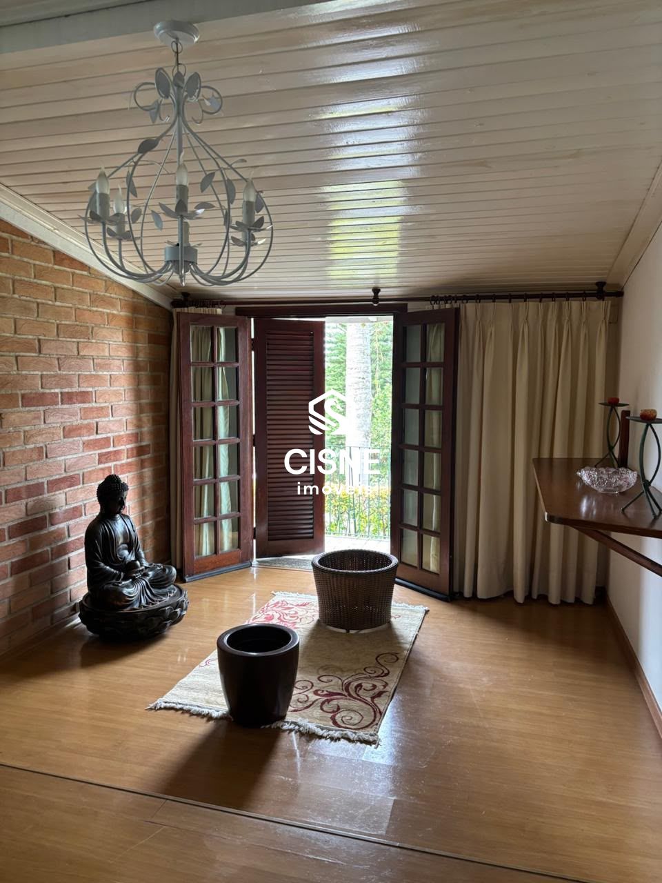 Sítio, 3 quartos, 1498 m² - Foto 1