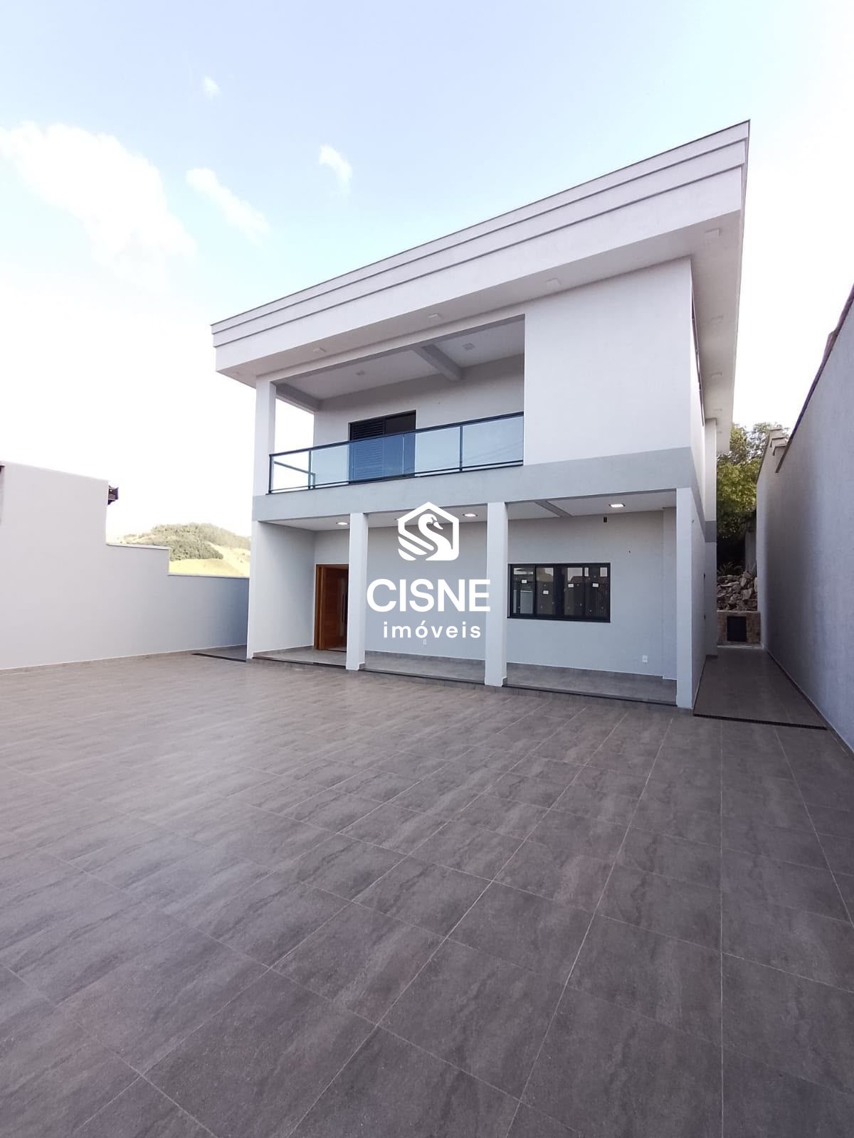 Sobrado, 3 quartos, 268 m² - Foto 1