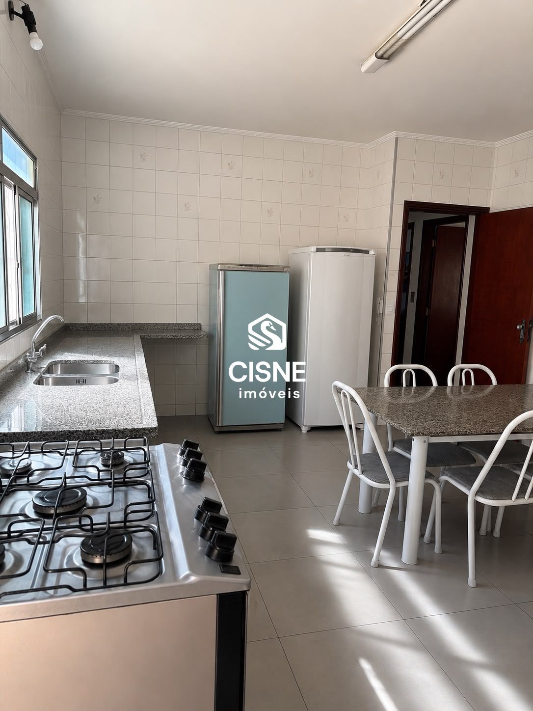 Casa, 3 quartos, 192 m² - Foto 8