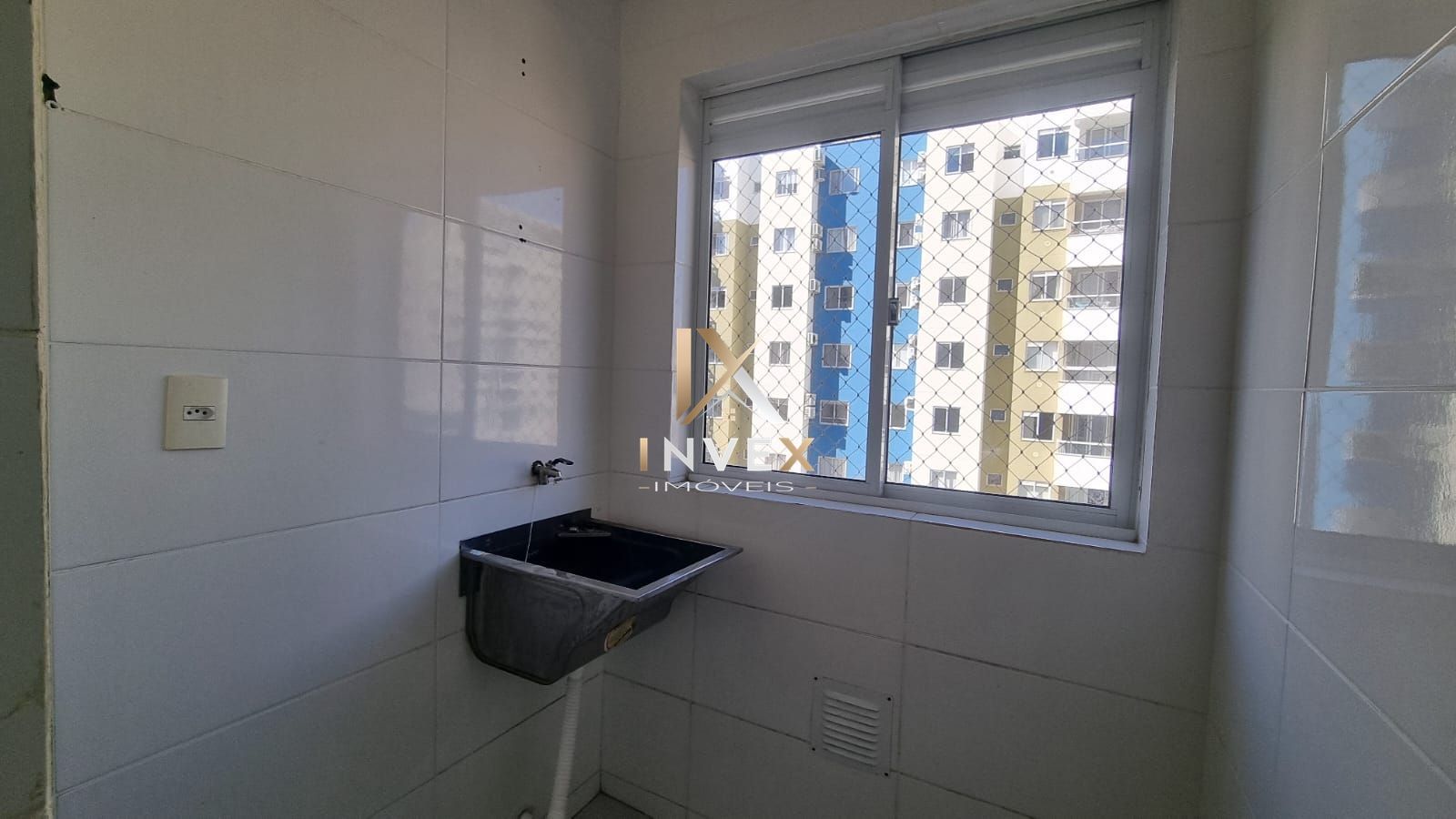 Apartamento com 2 Dormitórios à venda, 51 m² por R$ 369.000,00 Apartamento com 2 Dormitórios à venda, 51 m² por R$ 369.000,00