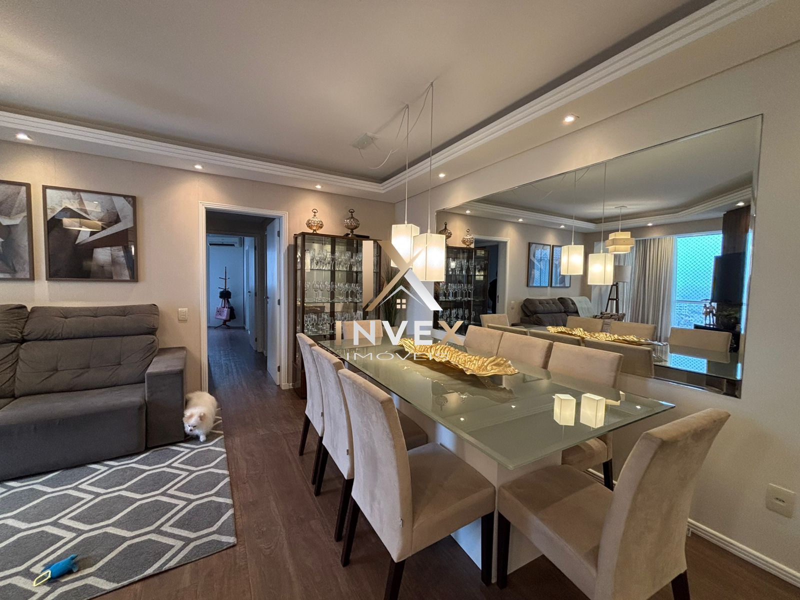 Apartamento com 2 Dormitórios à venda, 73 m² por R$ 640.000,00 Apartamento com 2 Dormitórios à venda, 73 m² por R$ 640.000,00
