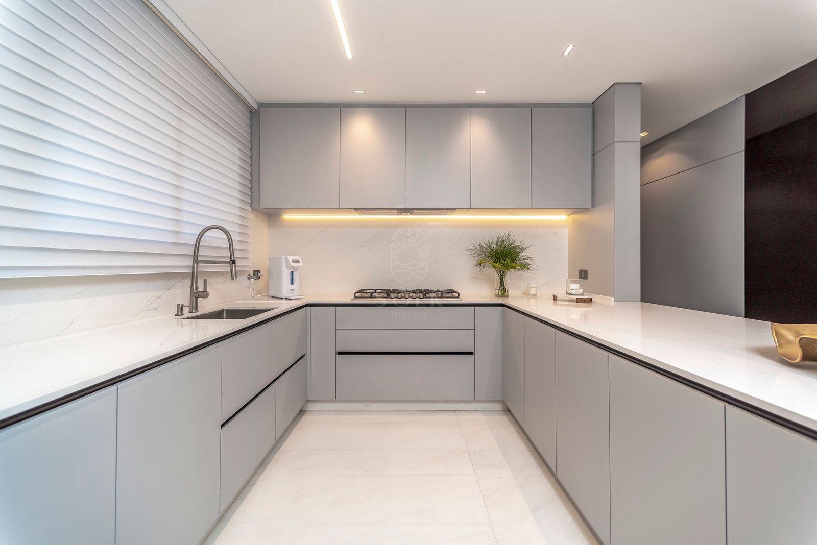 skyline_decorado-238.jpg-name-2770aa23c13f6a77f099f9d4b6611782840b161a914c638884830addd3fd98bd.jpg