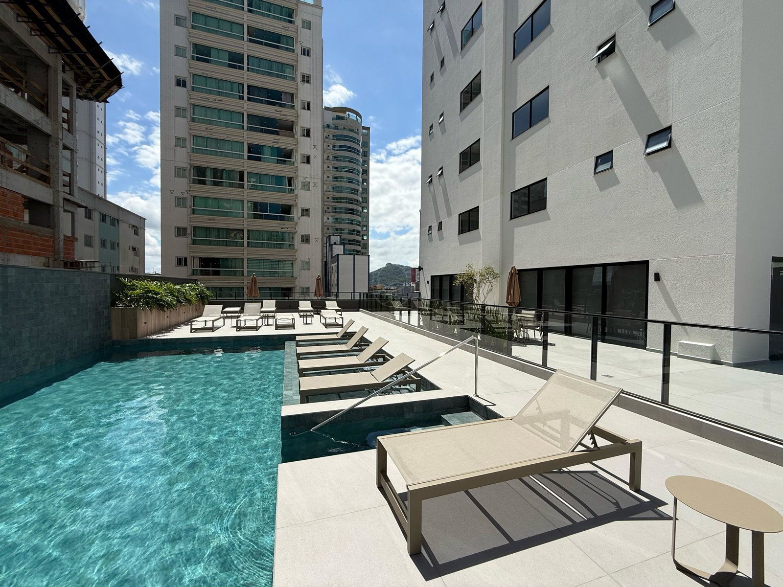 DWV_PISCINA_3.jpg-name-a939727b7474a08af2197946182cdda75a6ab467ce13372120cdcb144073debf.jpg