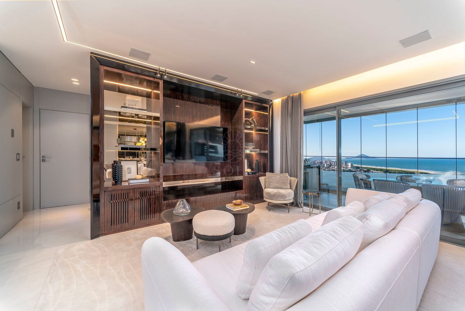 skyline_decorado-181.jpg-name-5b00c9b87e1d4a45e208769d2392deafde61e0af96e630d545bfe43530442a30.jpg