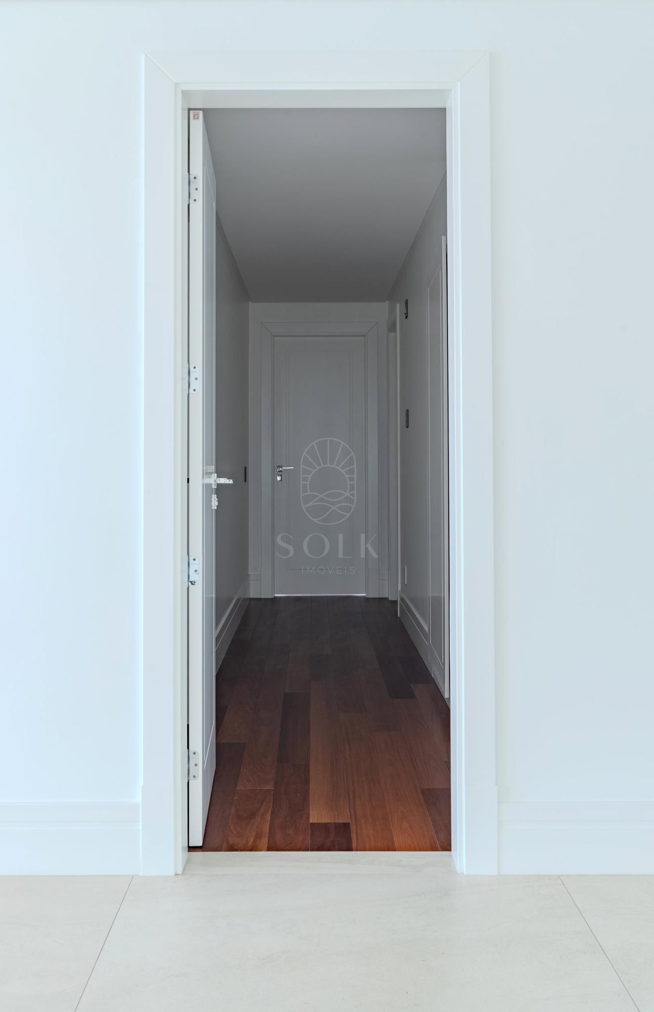 1.3_Entrada_Suites.jpg-name-defd6505b7ffeb2c377c62222a30690e2948b15f841a22aa0a50b7830574980d.jpg