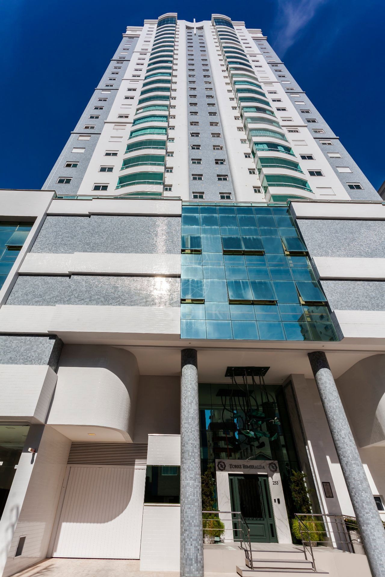torre-esmeralda-jpg-1605815507.jpeg