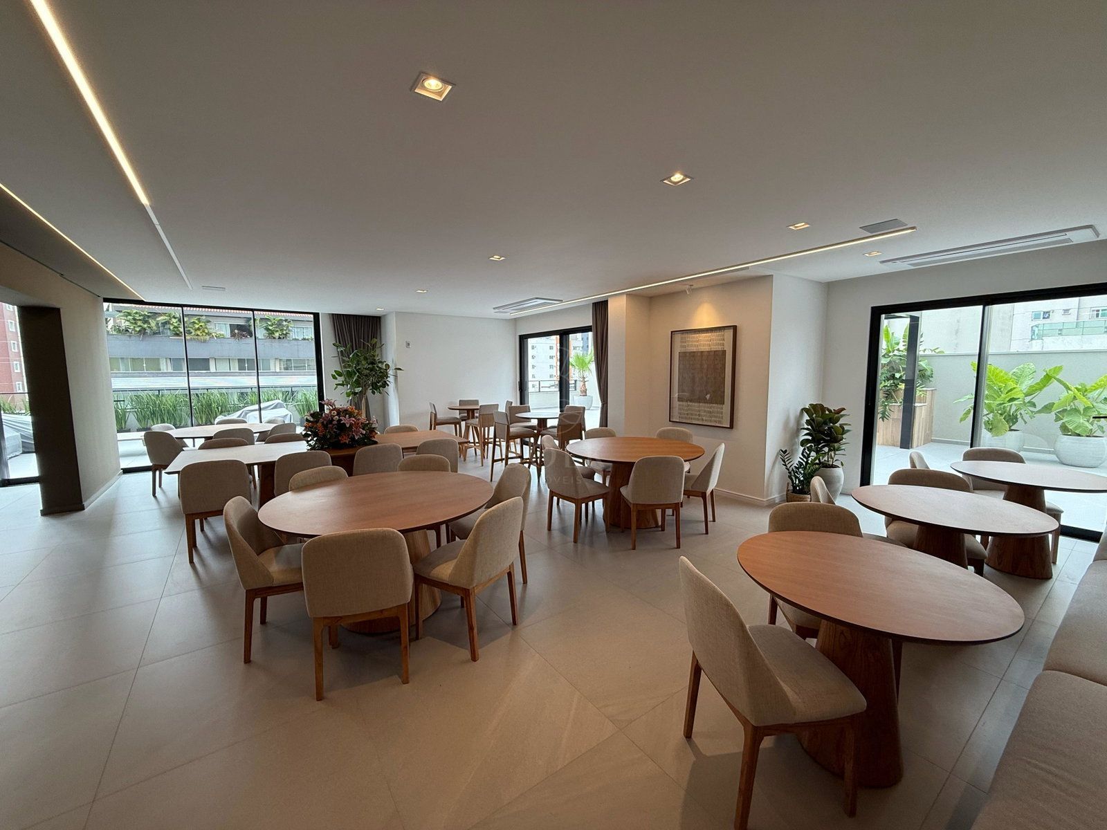 DWV_SF_4.jpg-name-091e9729d5c66b0e9b328e562cdd728b378f7676a6c8d8cde3808b74bf2ca9a5.jpg