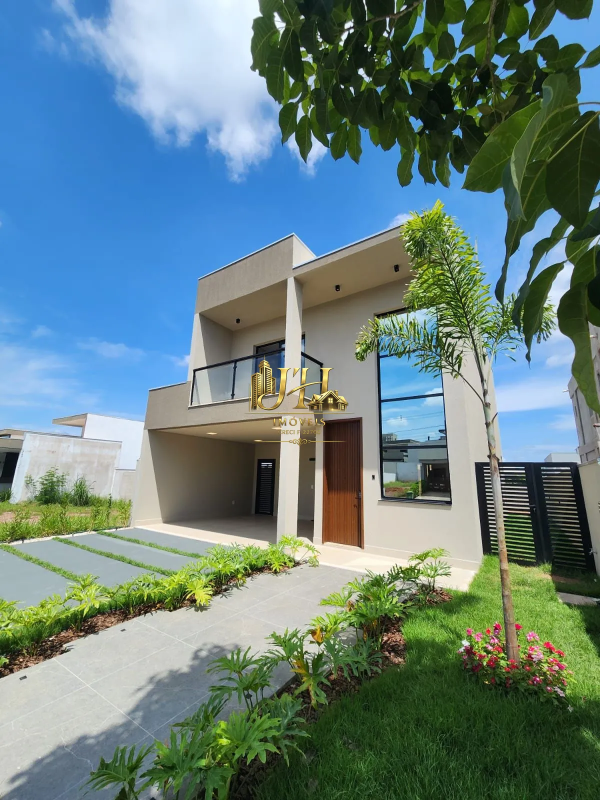 Sobrado à Venda | 3 Suítes + Piscina | Belvedere II – Cuiabá