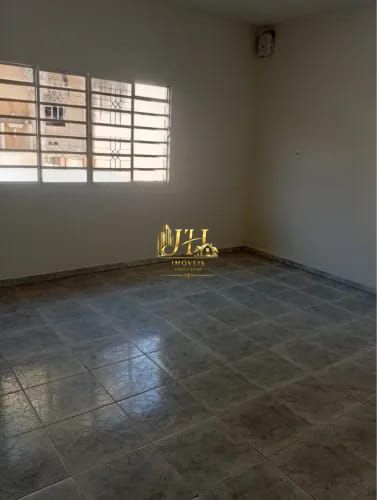 ALUGO CASA PRÓXIMO CENTRO POLÍTICO