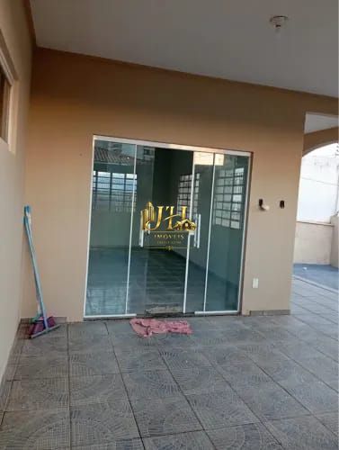 ALUGO CASA PRÓXIMO CENTRO POLÍTICO
