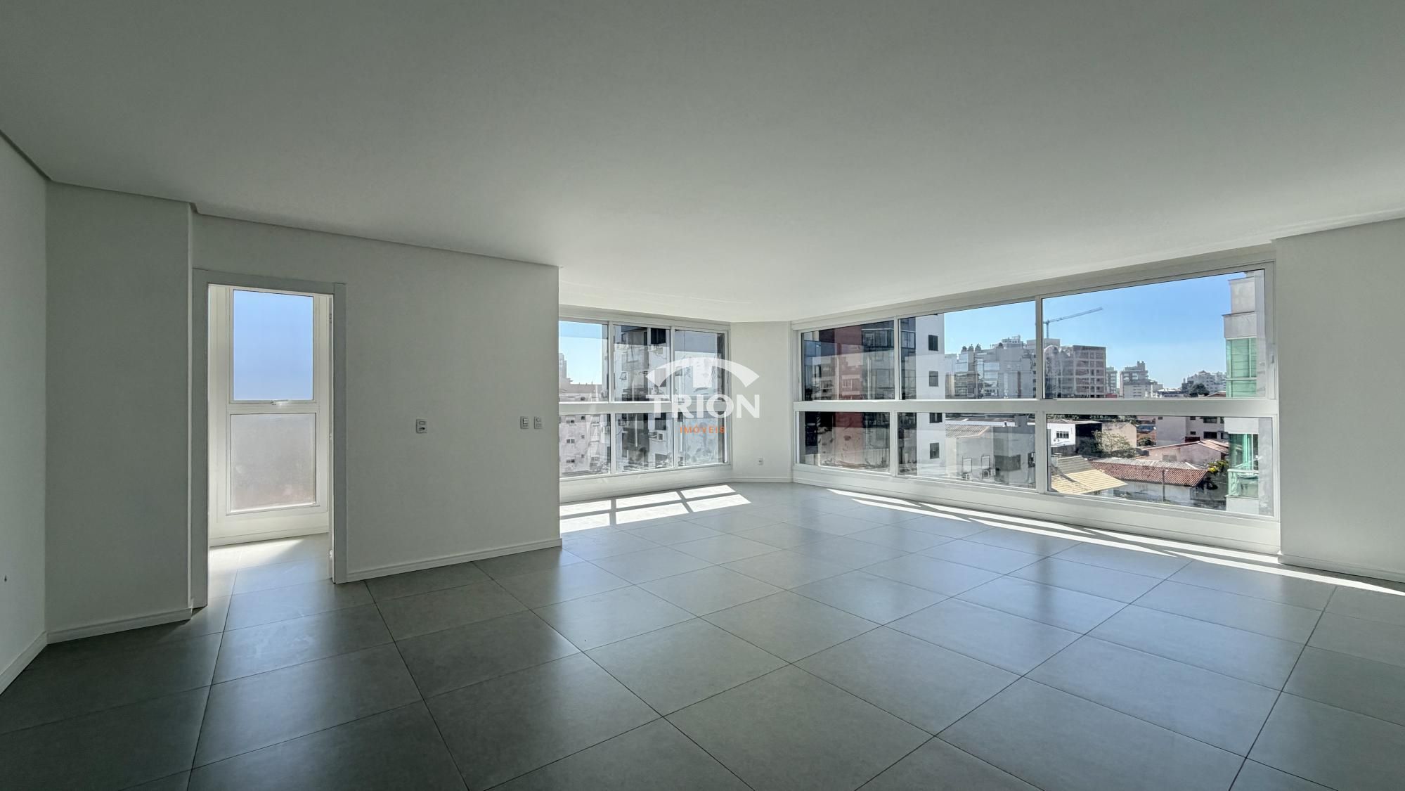 Apartamento, 3 quartos, 126 m² - Foto 2