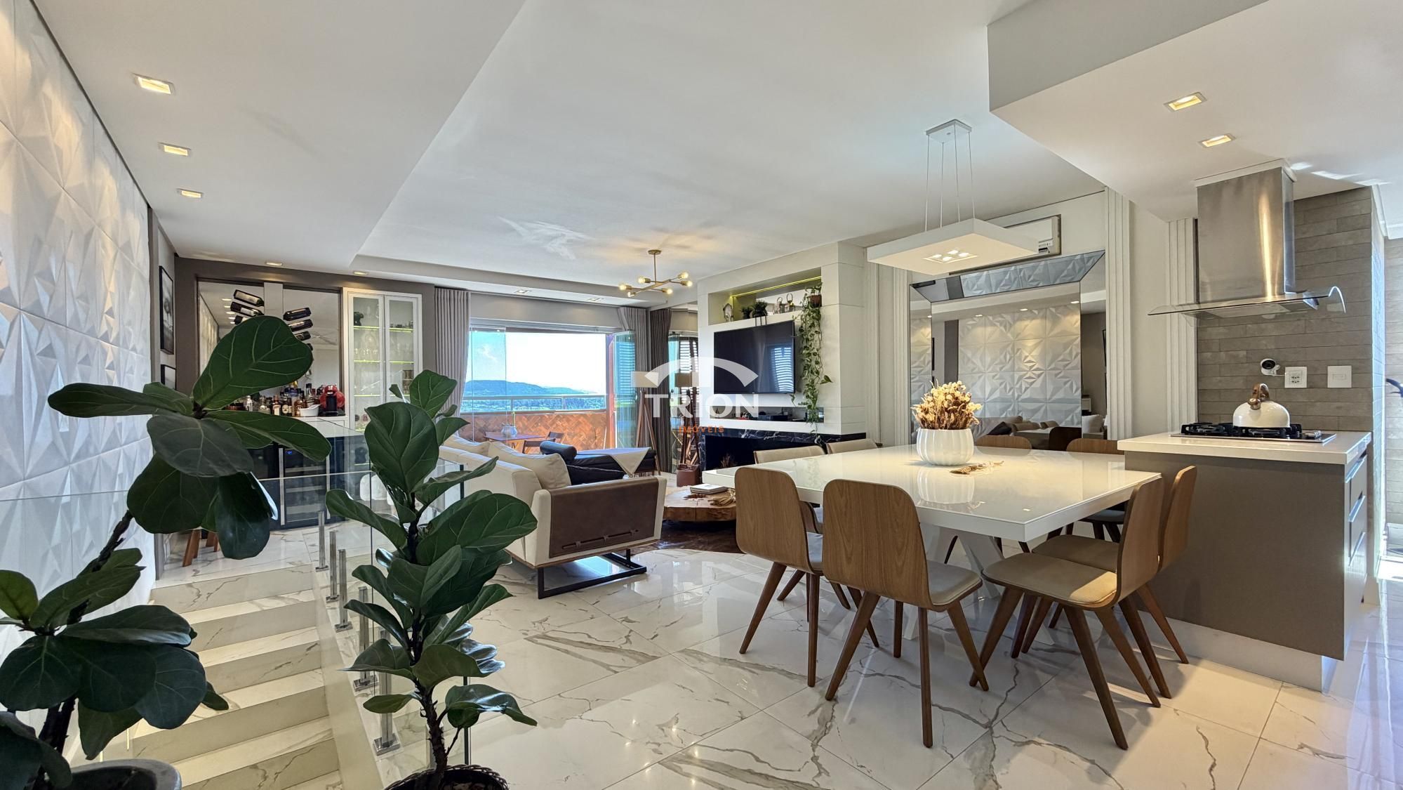 Cobertura, 3 quartos, 182 m² - Foto 2
