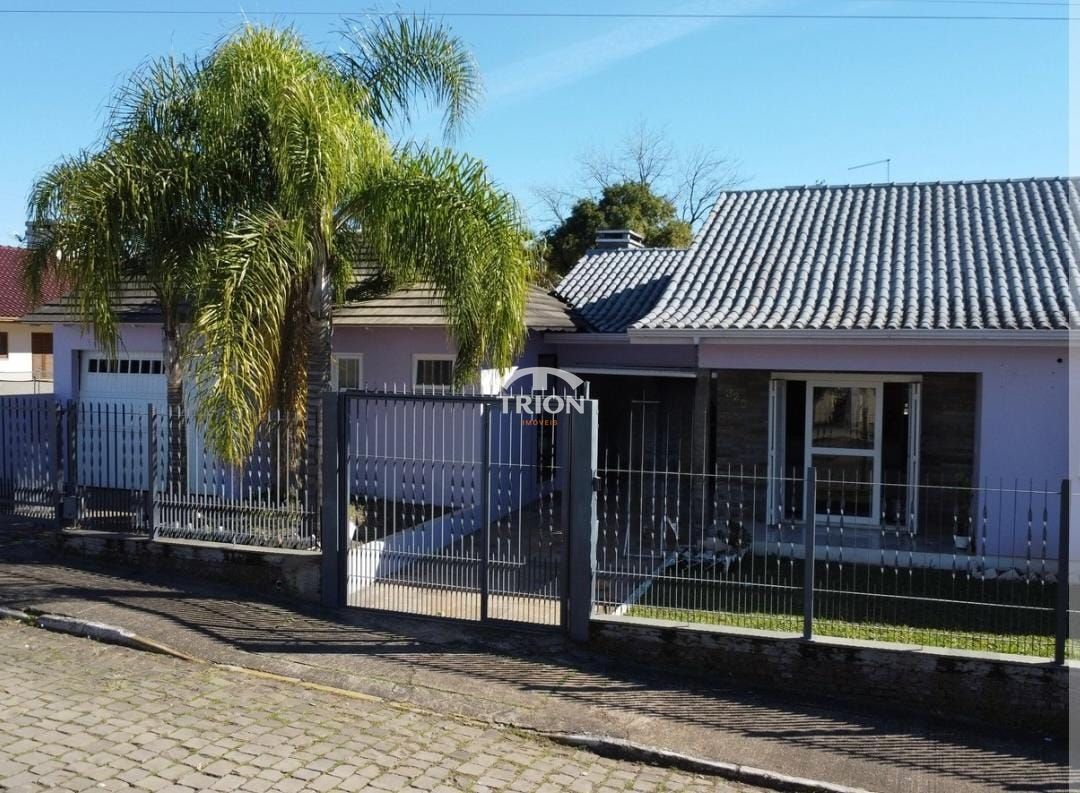 Casa, 3 quartos, 156 m² - Foto 1