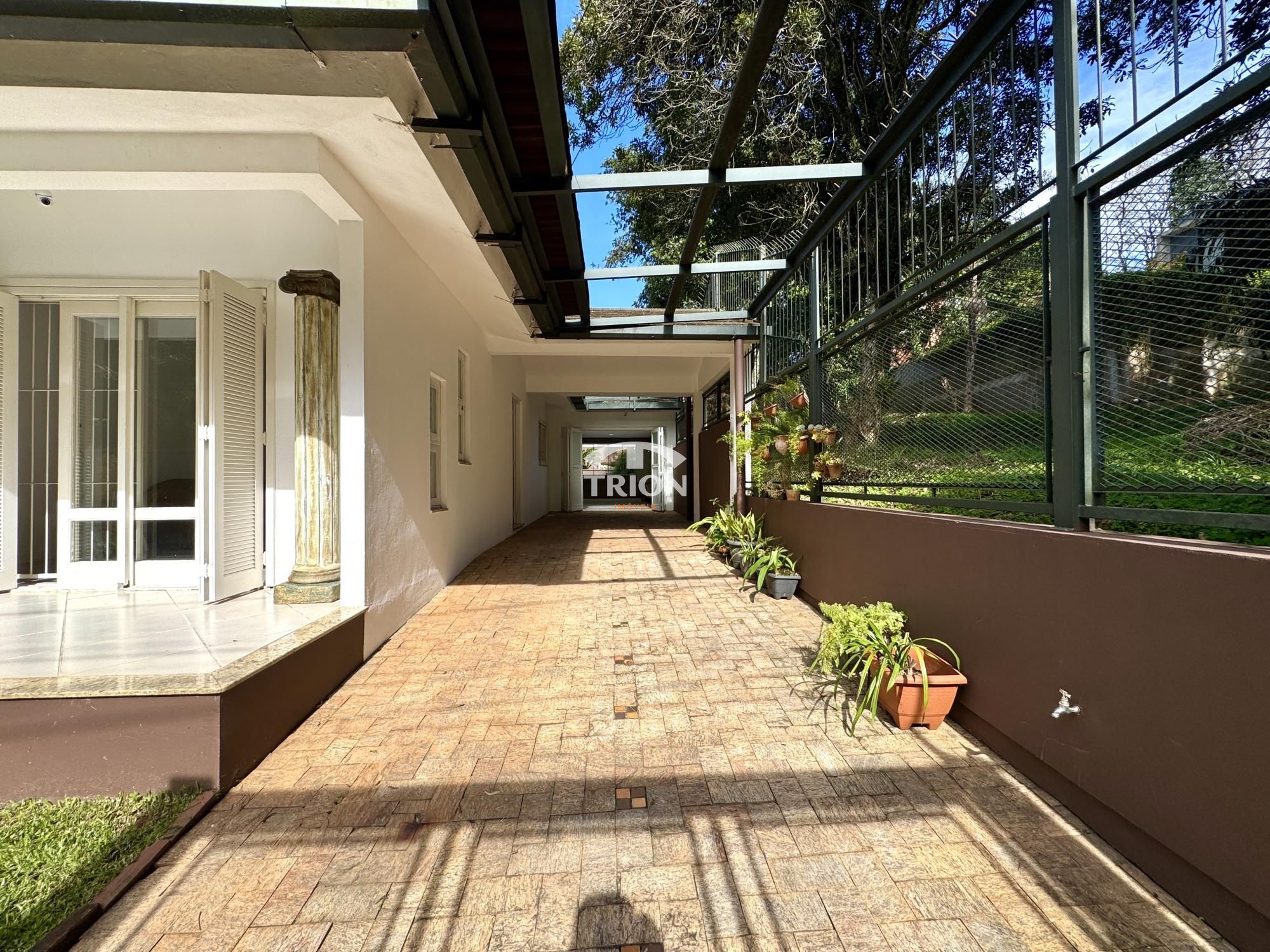 Casa, 3 quartos, 236 m² - Foto 4