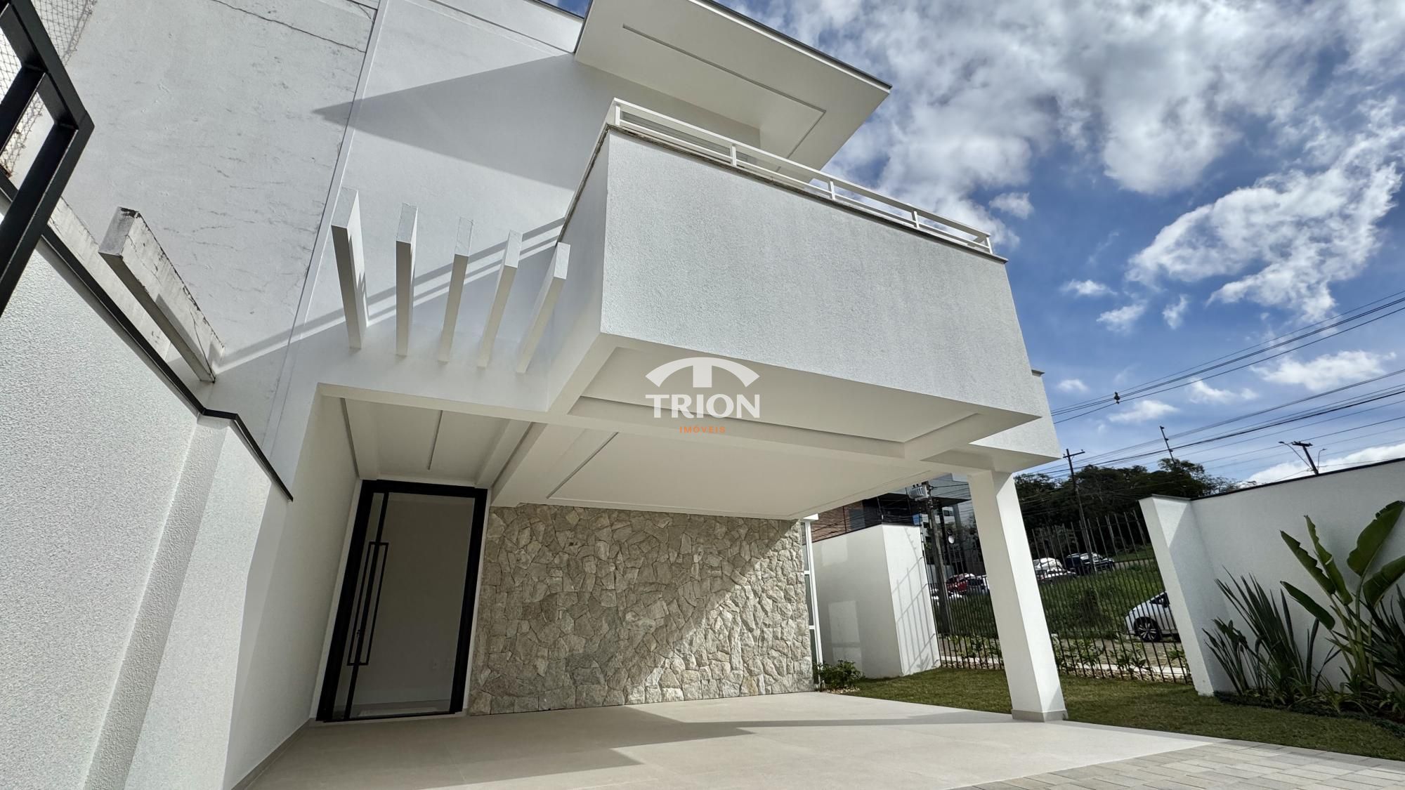 Sobrado, 3 quartos, 204 m² - Foto 2