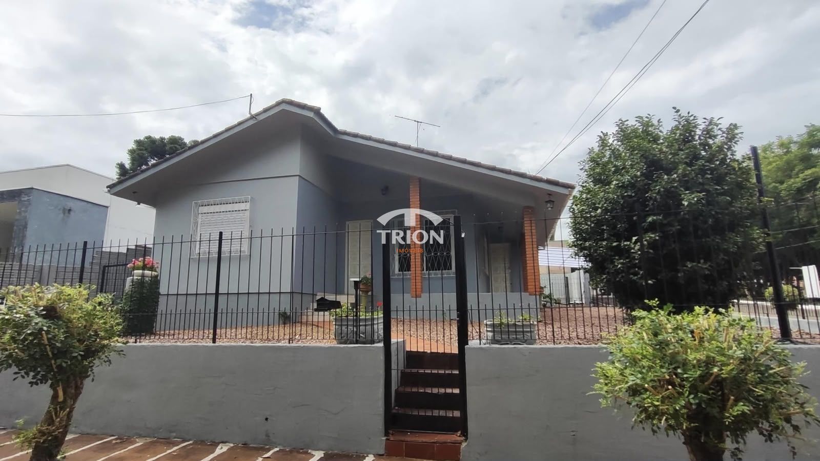 Casa, 4 quartos, 170 m² - Foto 1