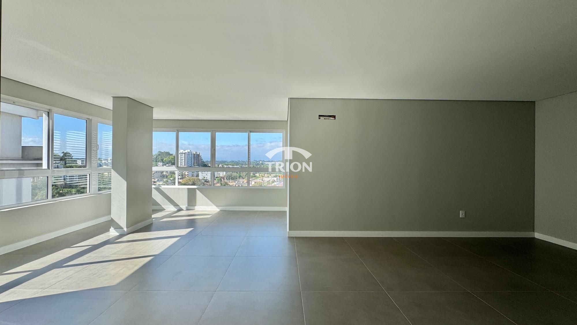 Apartamento, 3 quartos, 130 m² - Foto 1