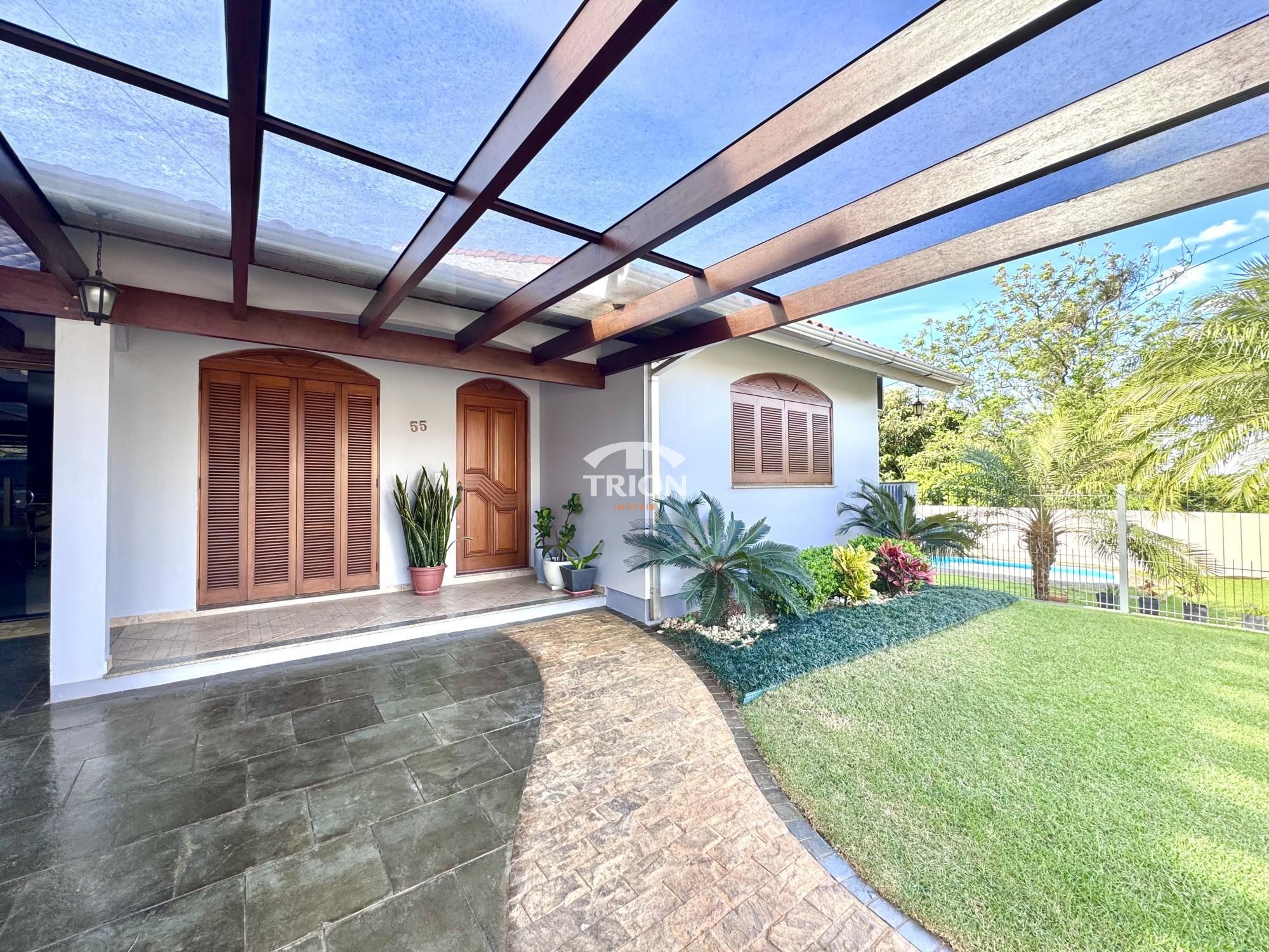 Casa, 3 quartos, 198 m² - Foto 1