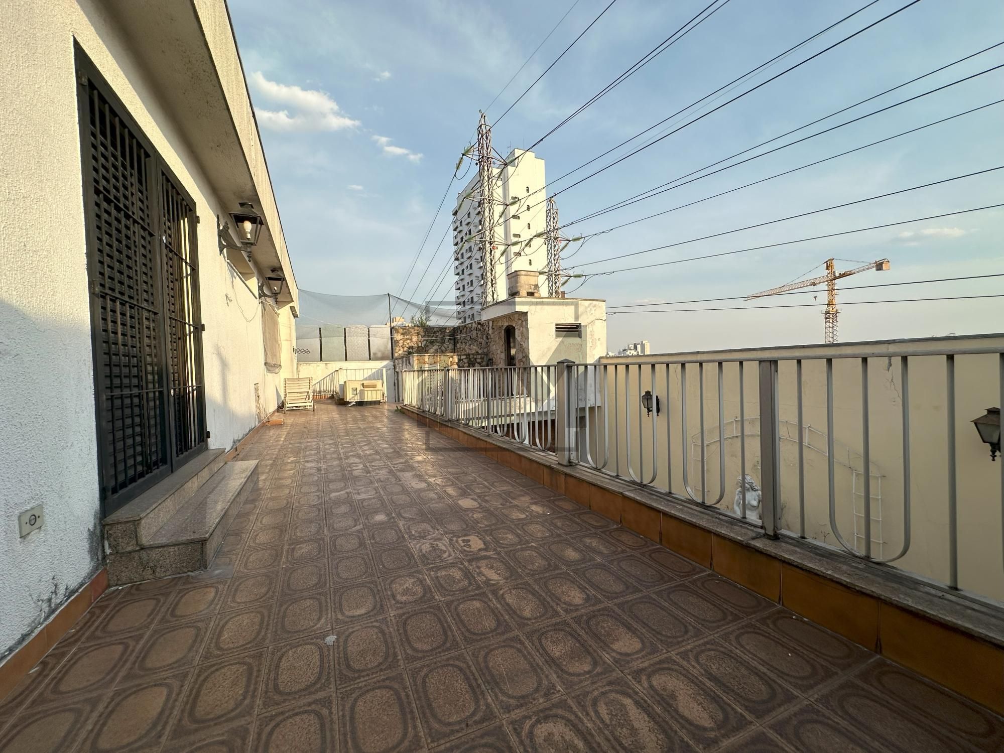 Sobrado à venda e aluguel com 3 quartos, 750m² - Foto 35