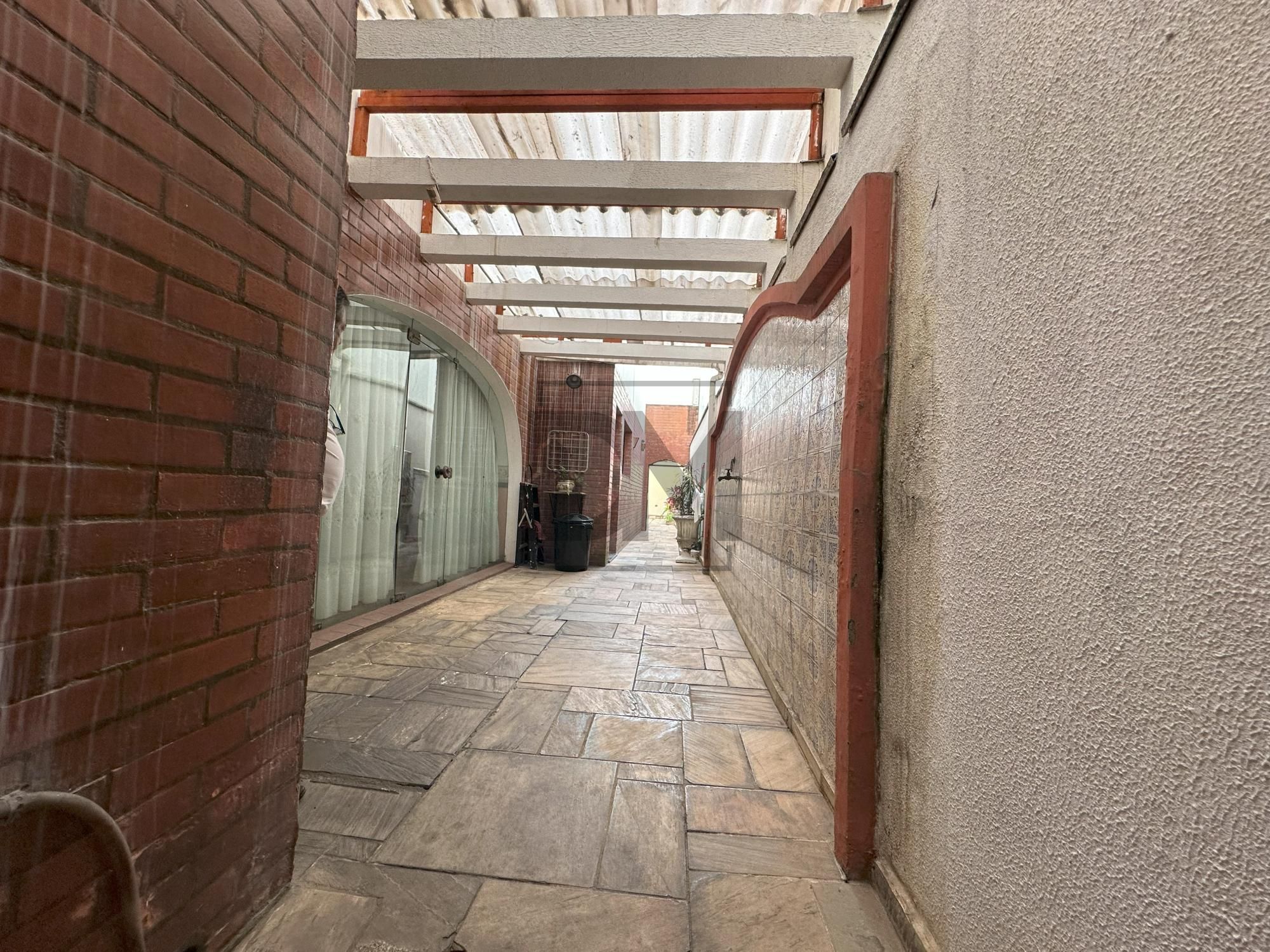 Sobrado à venda e aluguel com 3 quartos, 750m² - Foto 15