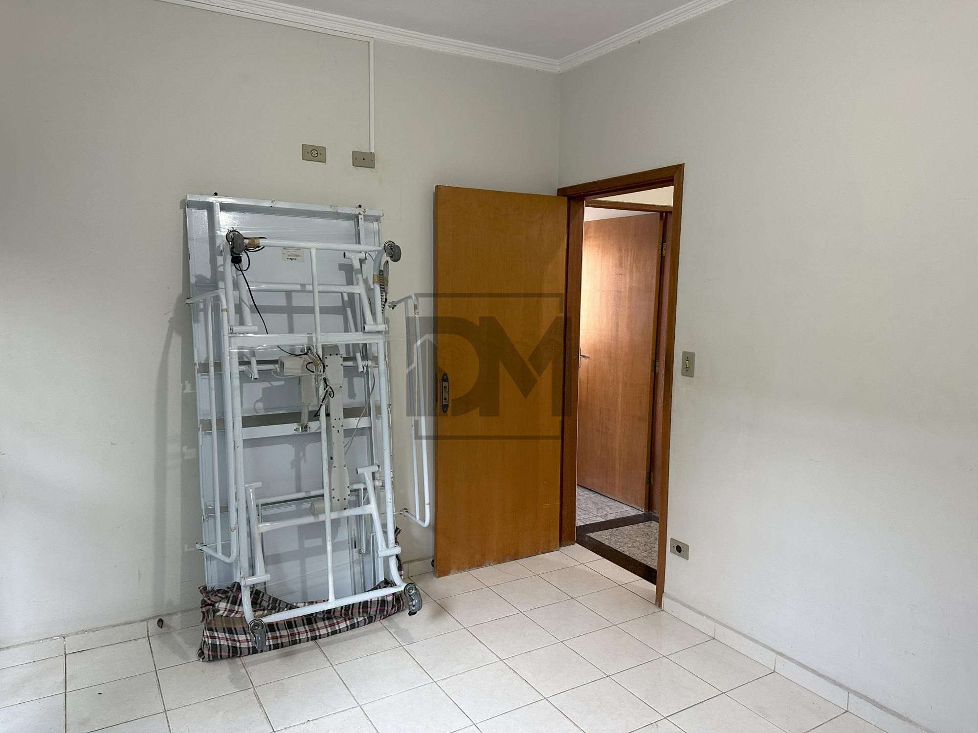 Casa à venda e aluguel com 2 quartos, 118m² - Foto 11