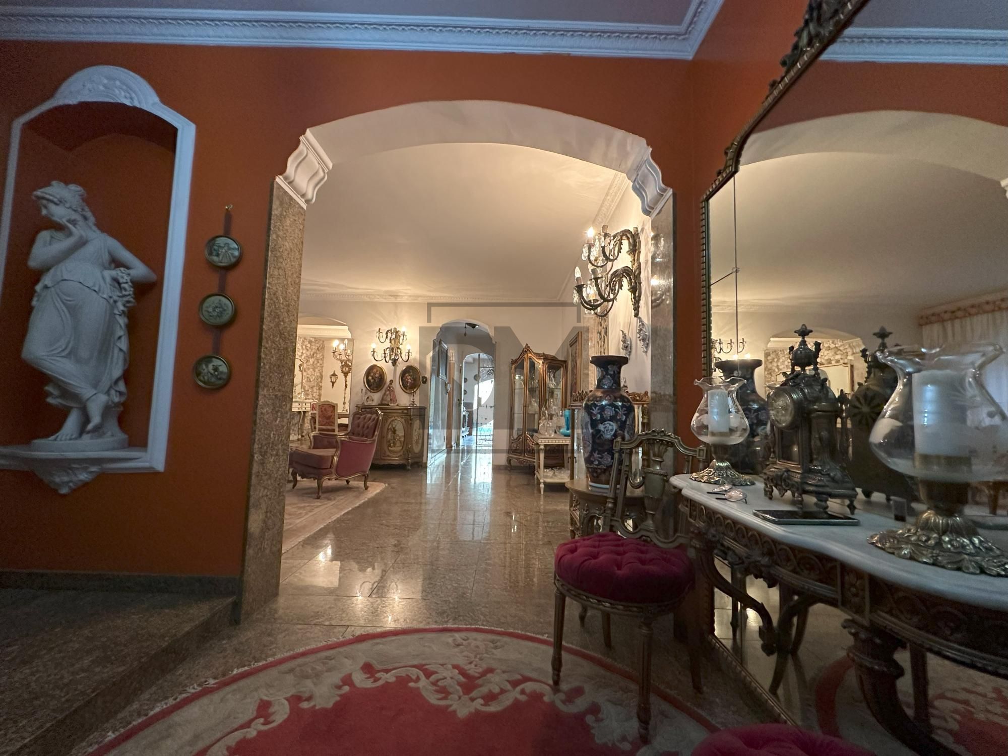 Sobrado à venda e aluguel com 3 quartos, 750m² - Foto 2