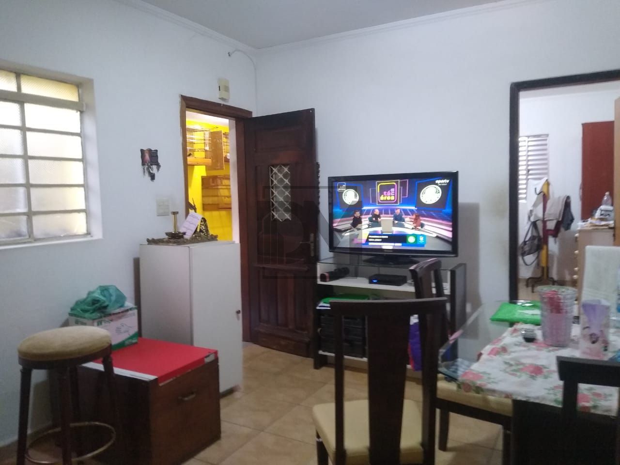 Casa à venda com 1 quarto, 144m² - Foto 1