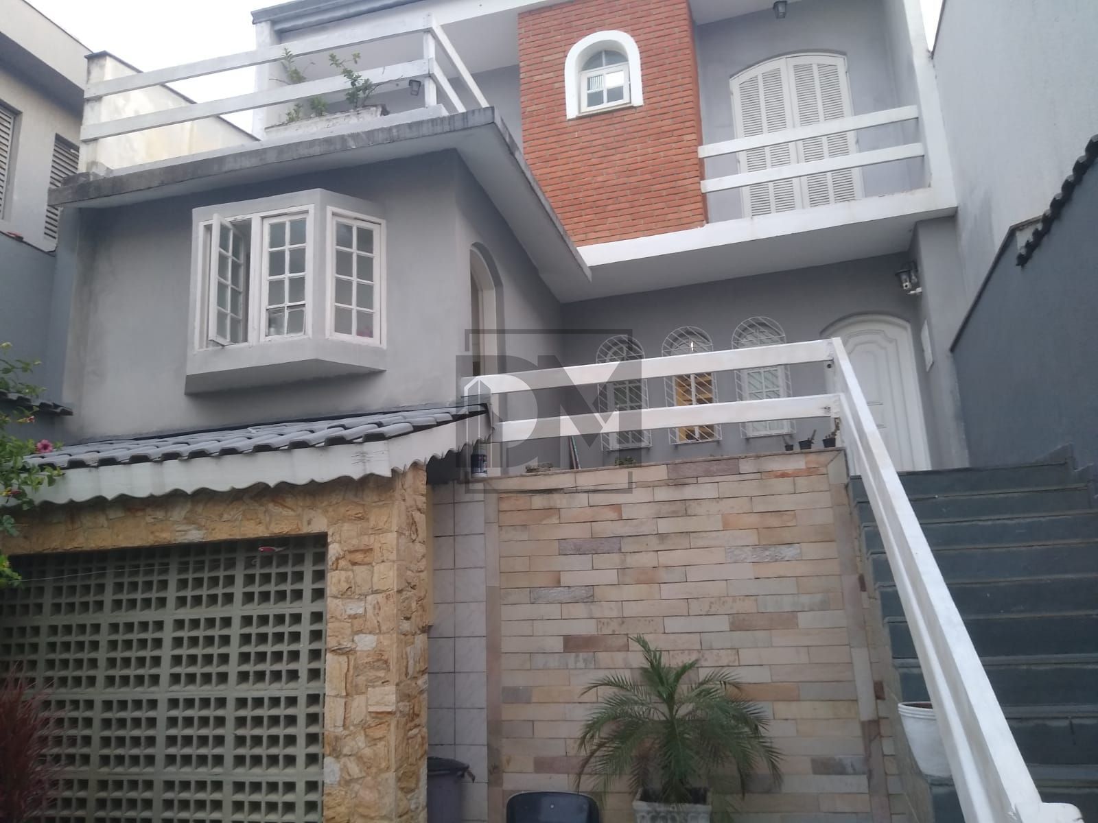 Sobrado à venda com 2 quartos, 116m² - Foto 1