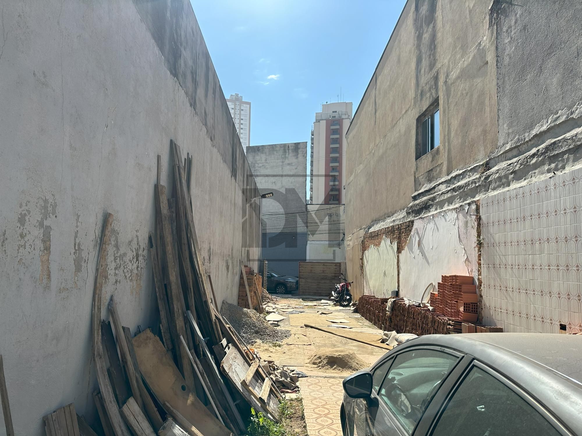 Terreno à venda e aluguel, 150m² - Foto 3