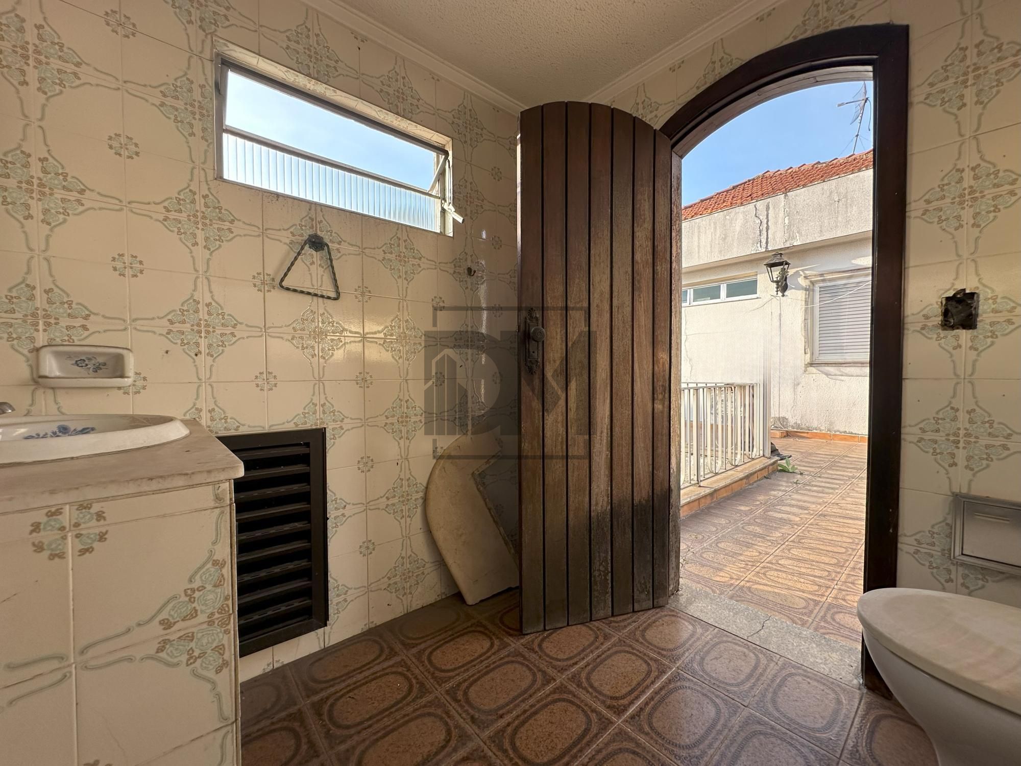 Sobrado à venda e aluguel com 3 quartos, 750m² - Foto 37