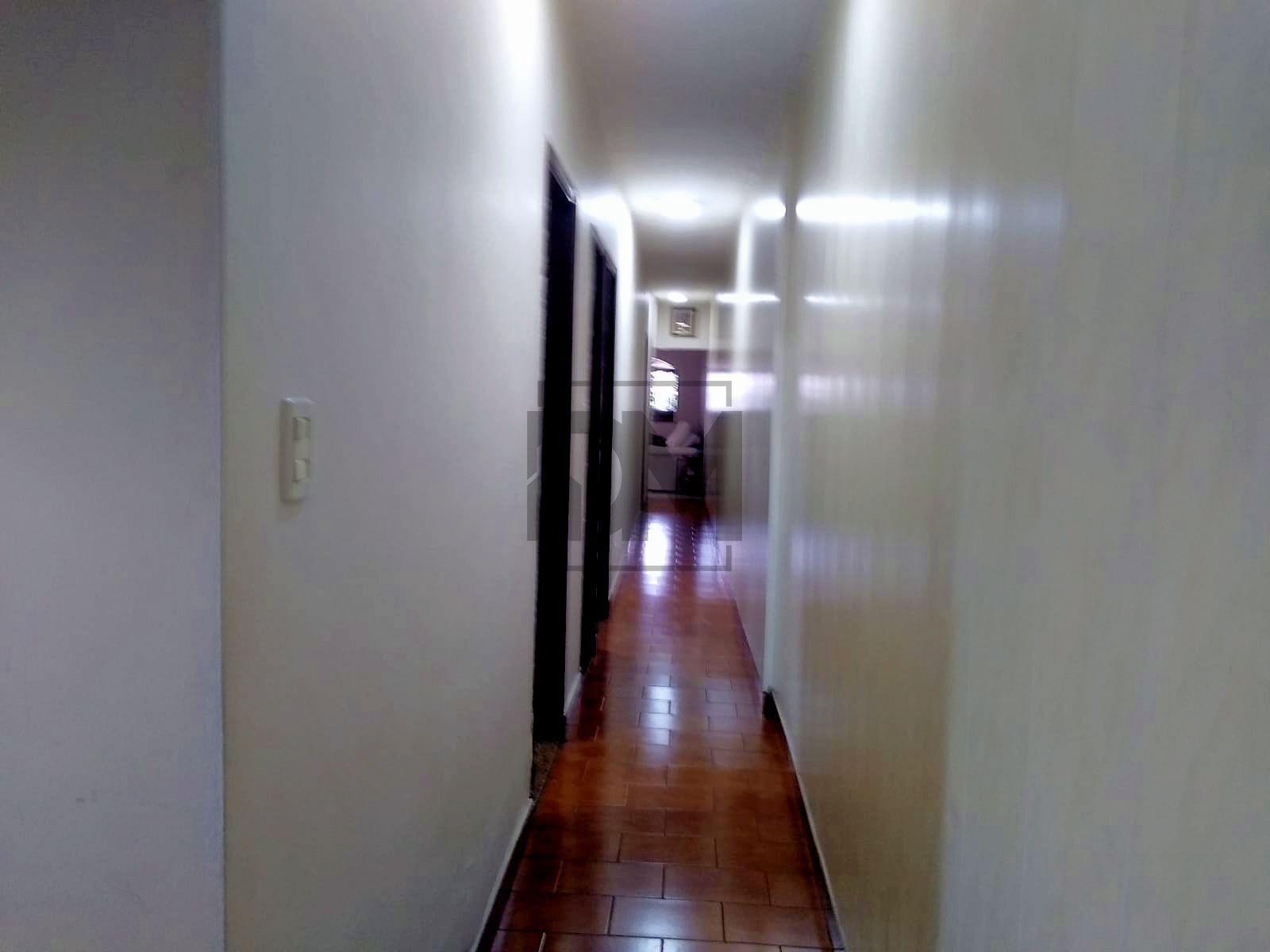 Casa à venda com 3 quartos, 230m² - Foto 16