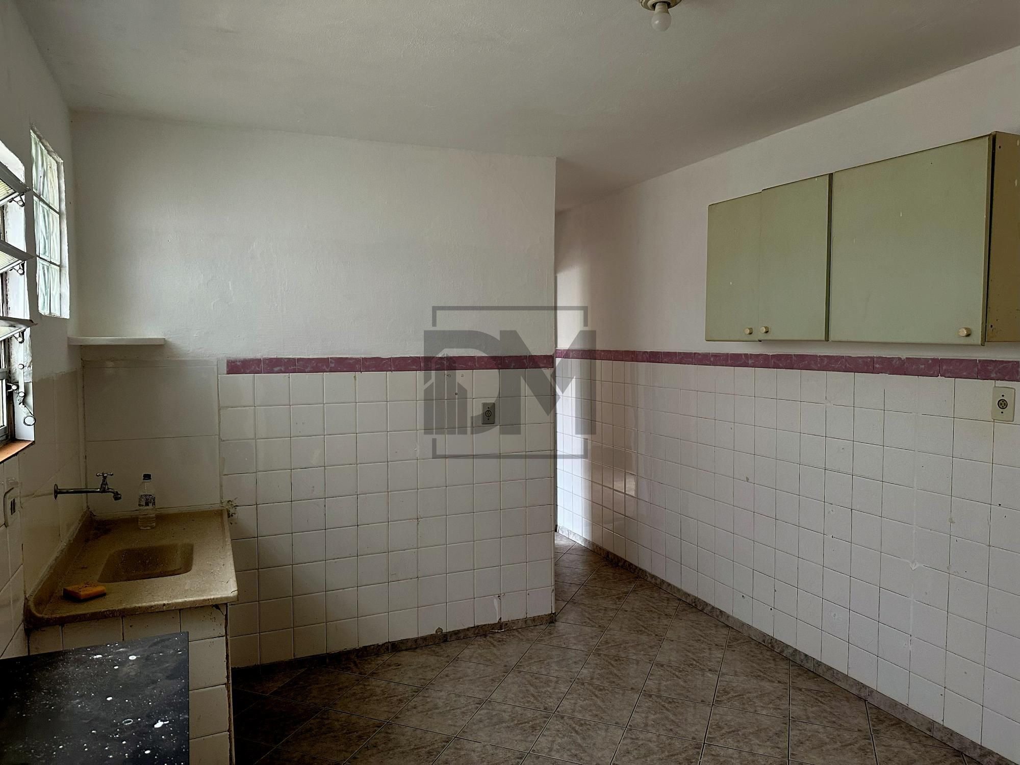 Casa para alugar com 1 quarto, 40m² - Foto 1