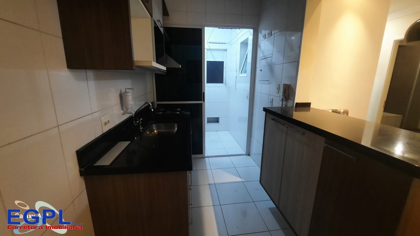 Apartamento à venda com 2 quartos, 65m² - Foto 15