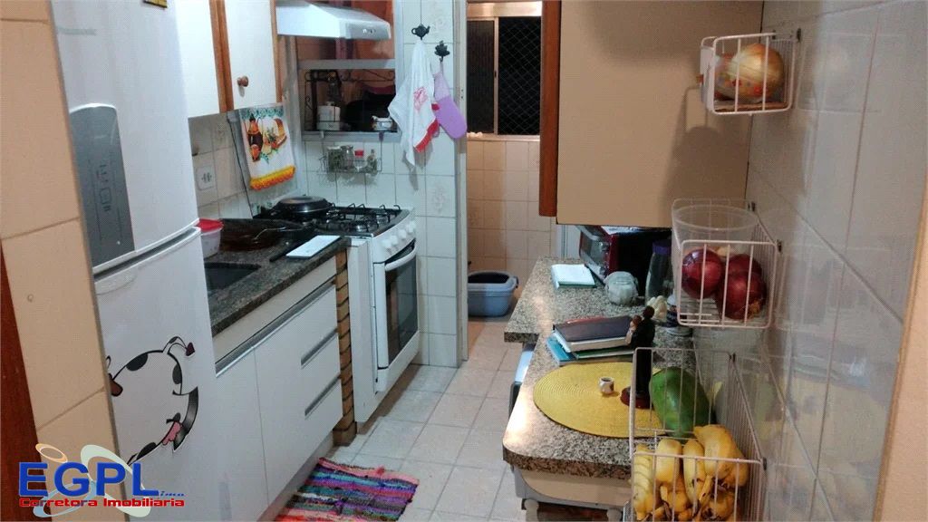 Apartamento à venda com 2 quartos, 62m² - Foto 11