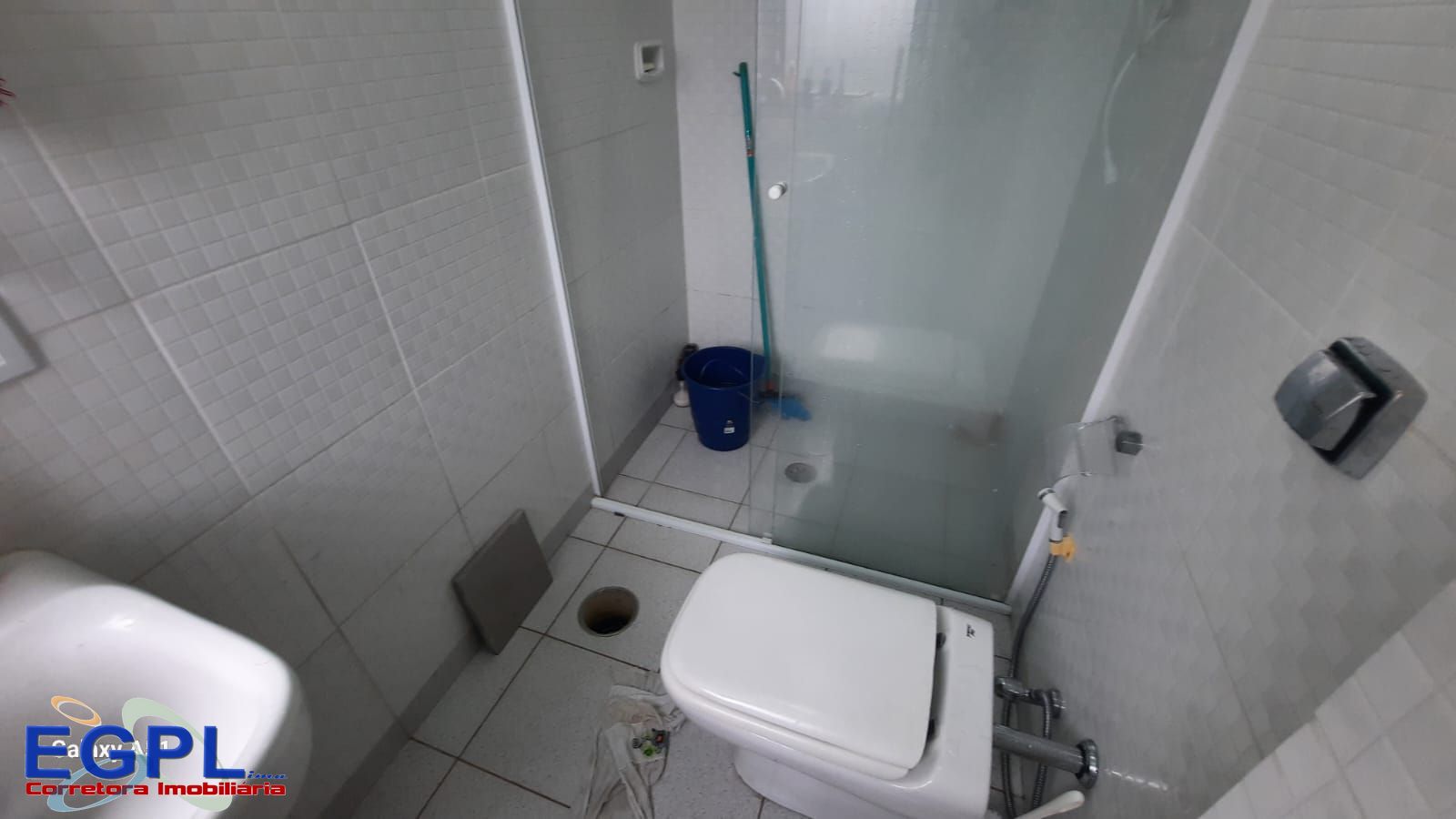 Apartamento à venda com 2 quartos, 75m² - Foto 11