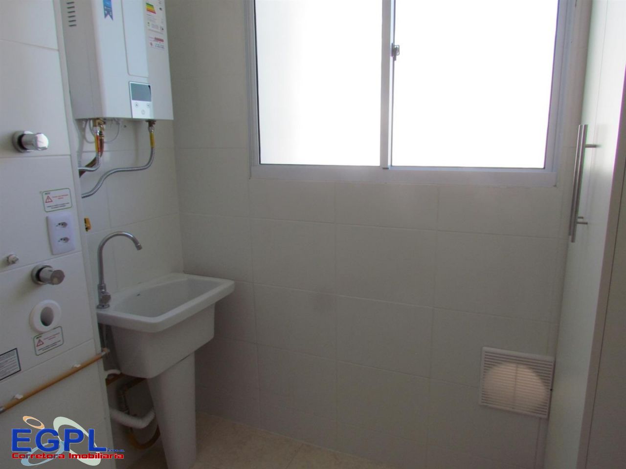 Apartamento à venda com 2 quartos, 50m² - Foto 11