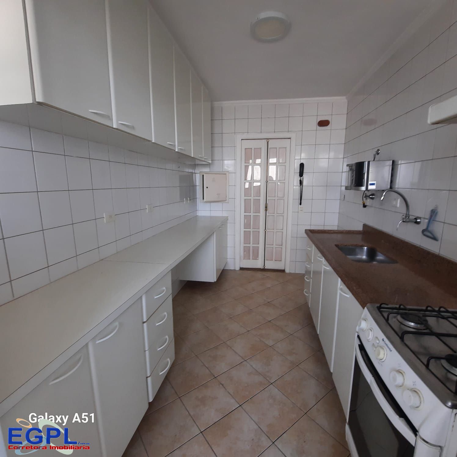 Apartamento à venda com 2 quartos, 70m² - Foto 11