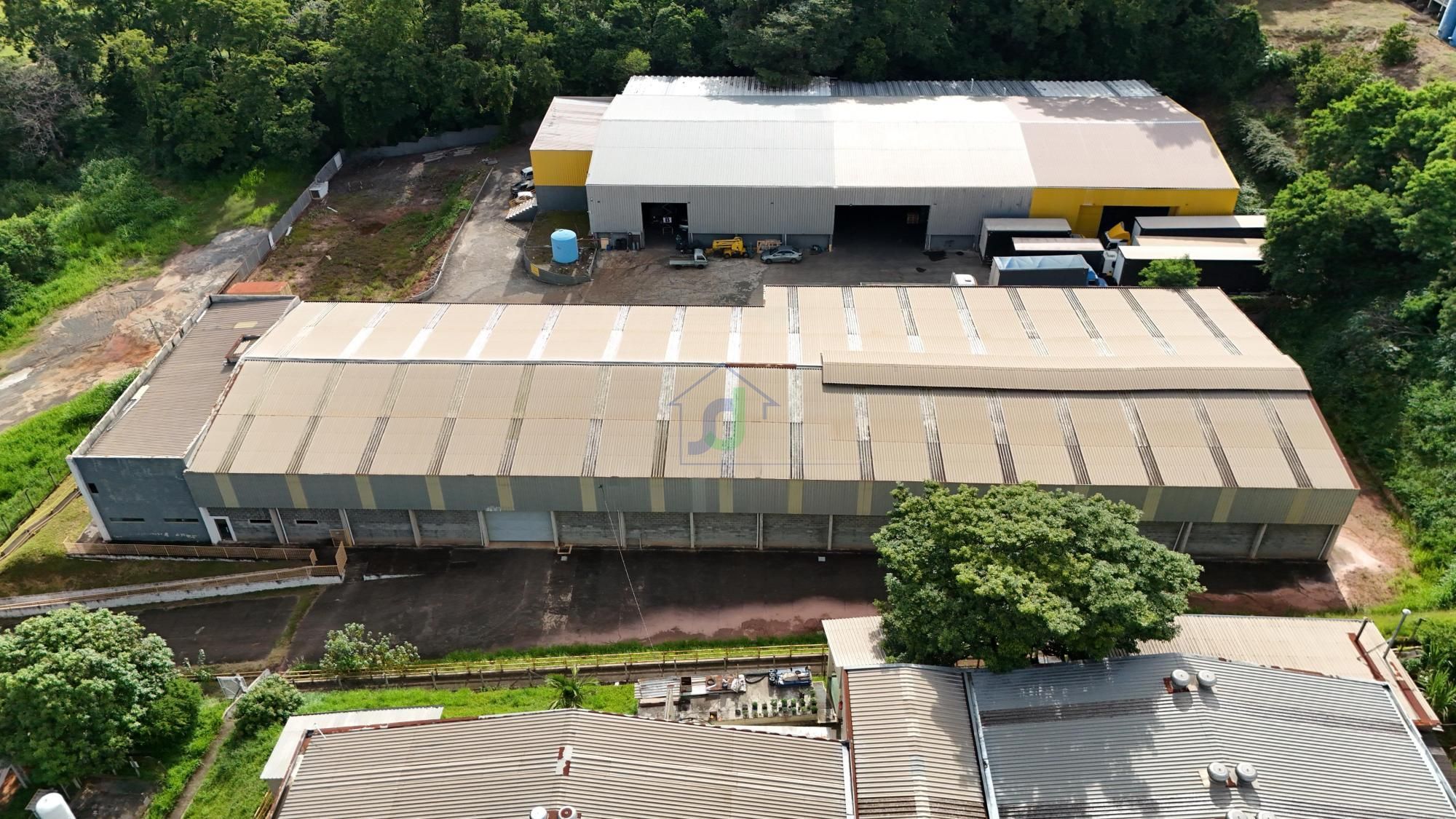 Pavilhão/galpão/depósito com 10 Dormitórios à venda, 5.496 m² por R$ 4.300.000,00 Pavilhão/galpão/depósito com 10 Dormitórios à venda, 5.496 m² por R$ 4.300.000,00