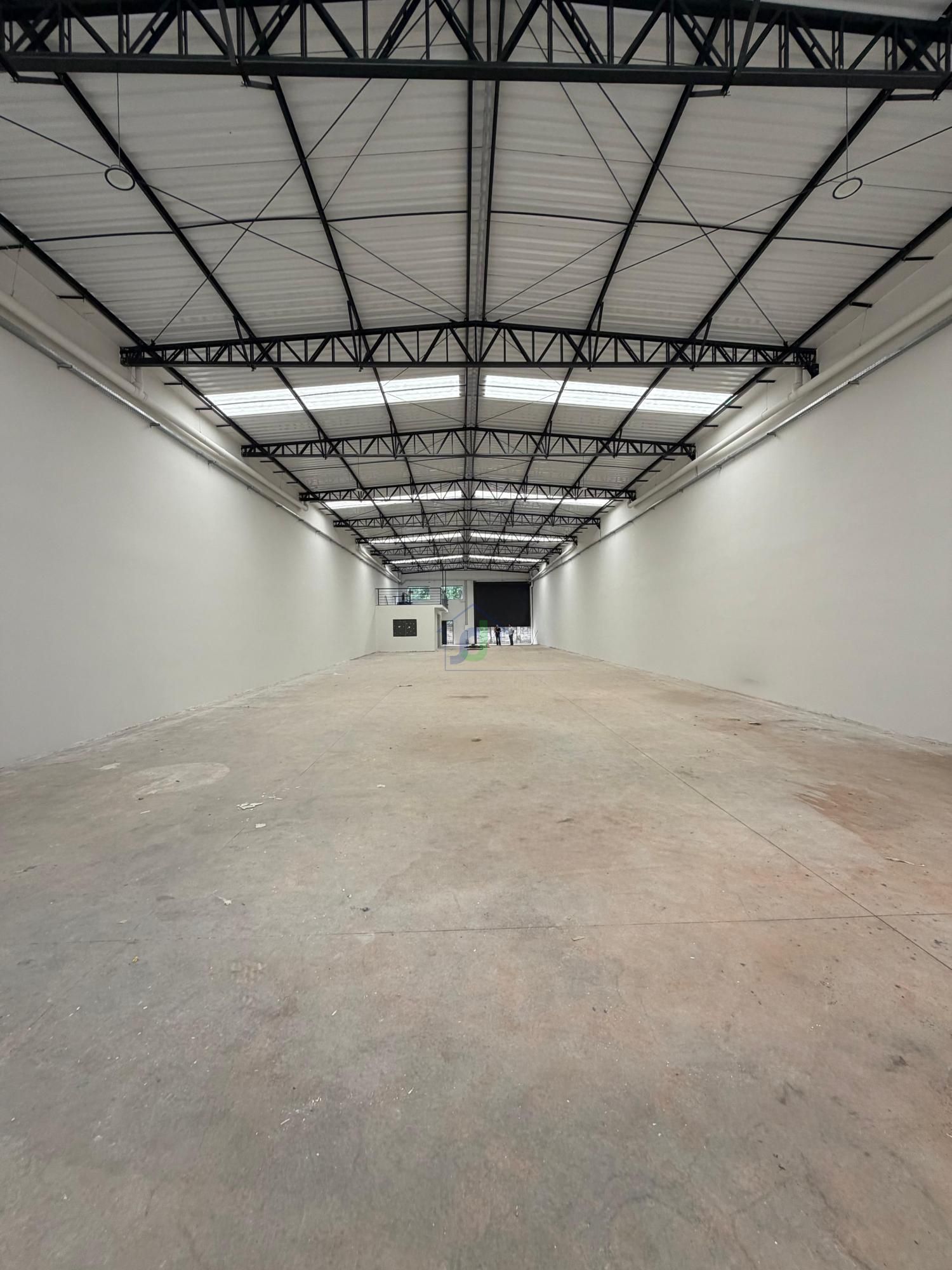 Pavilhão/galpão/depósito com 1 Dormitórios para alugar, 678 m² por R$ 9.500,00 Pavilhão/galpão/depósito com 1 Dormitórios para alugar, 678 m² por R$ 9.500,00