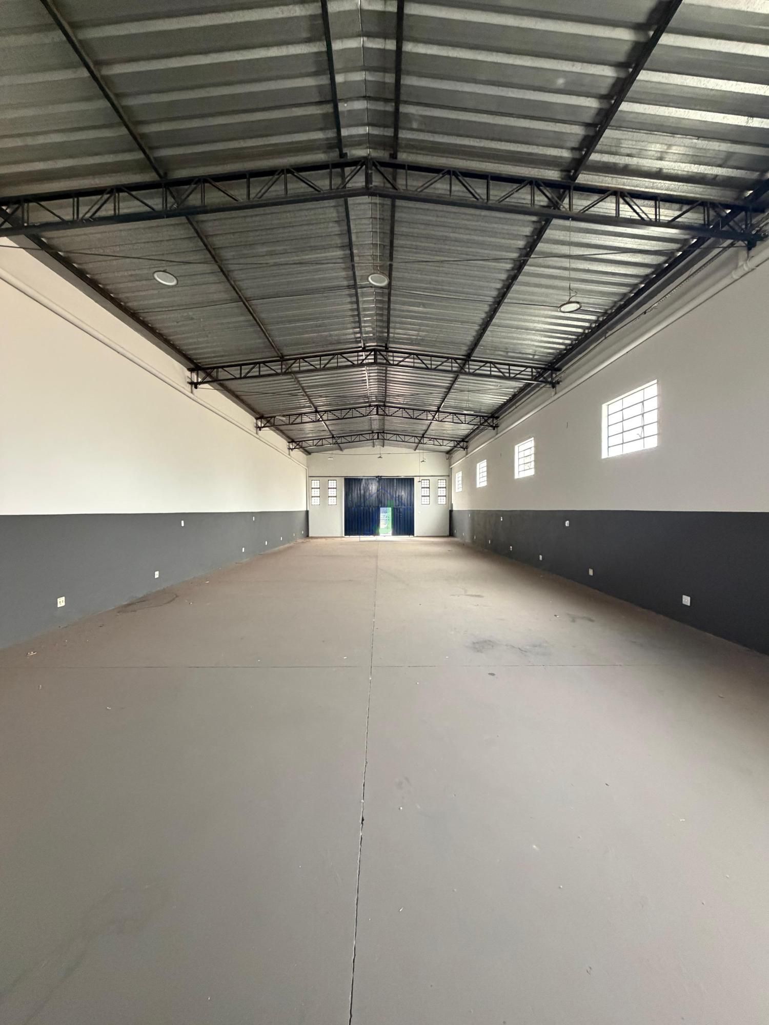 Pavilhão/galpão/depósito com 1 Dormitórios para alugar, 650 m² por R$ 7.000,00 Pavilhão/galpão/depósito com 1 Dormitórios para alugar, 650 m² por R$ 7.000,00