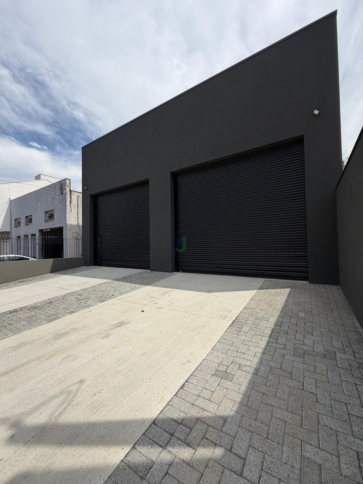 Pavilhão/galpão/depósito com 2 Dormitórios para alugar, 417 m² por R$ 7.000,00 Pavilhão/galpão/depósito com 2 Dormitórios para alugar, 417 m² por R$ 7.000,00