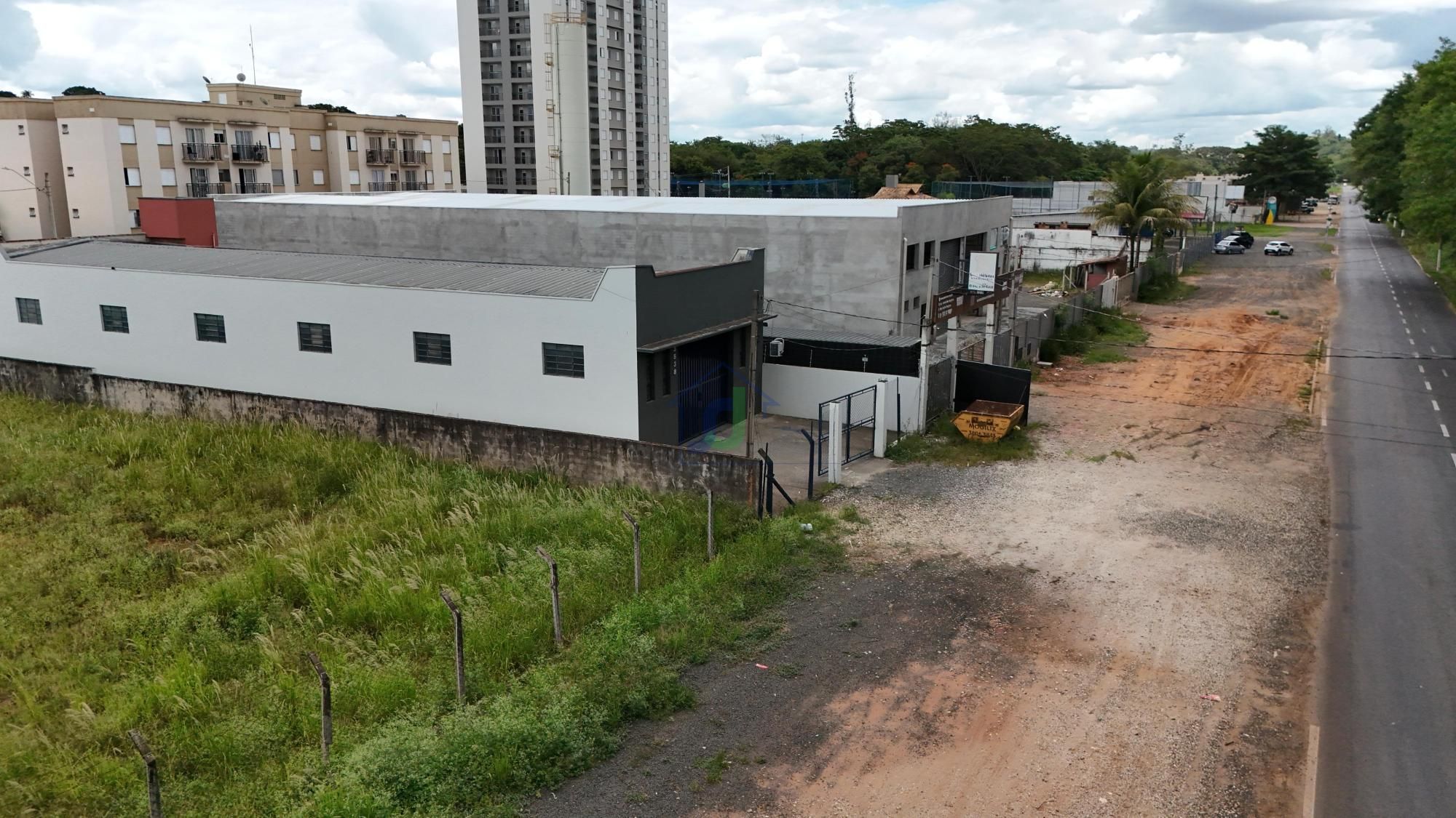 Pavilhão/galpão/depósito com 1 Dormitórios para alugar, 650 m² por R$ 7.000,00 Pavilhão/galpão/depósito com 1 Dormitórios para alugar, 650 m² por R$ 7.000,00